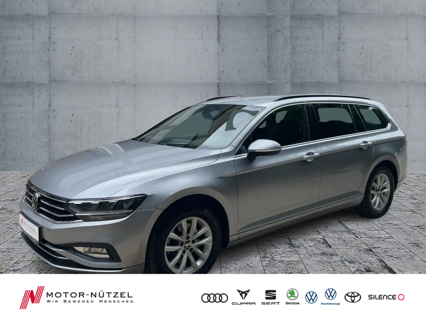 Volkswagen Passat Variant 2.0 TDI DSG BUSINESS LED+NAVI+AHK Argento - 1