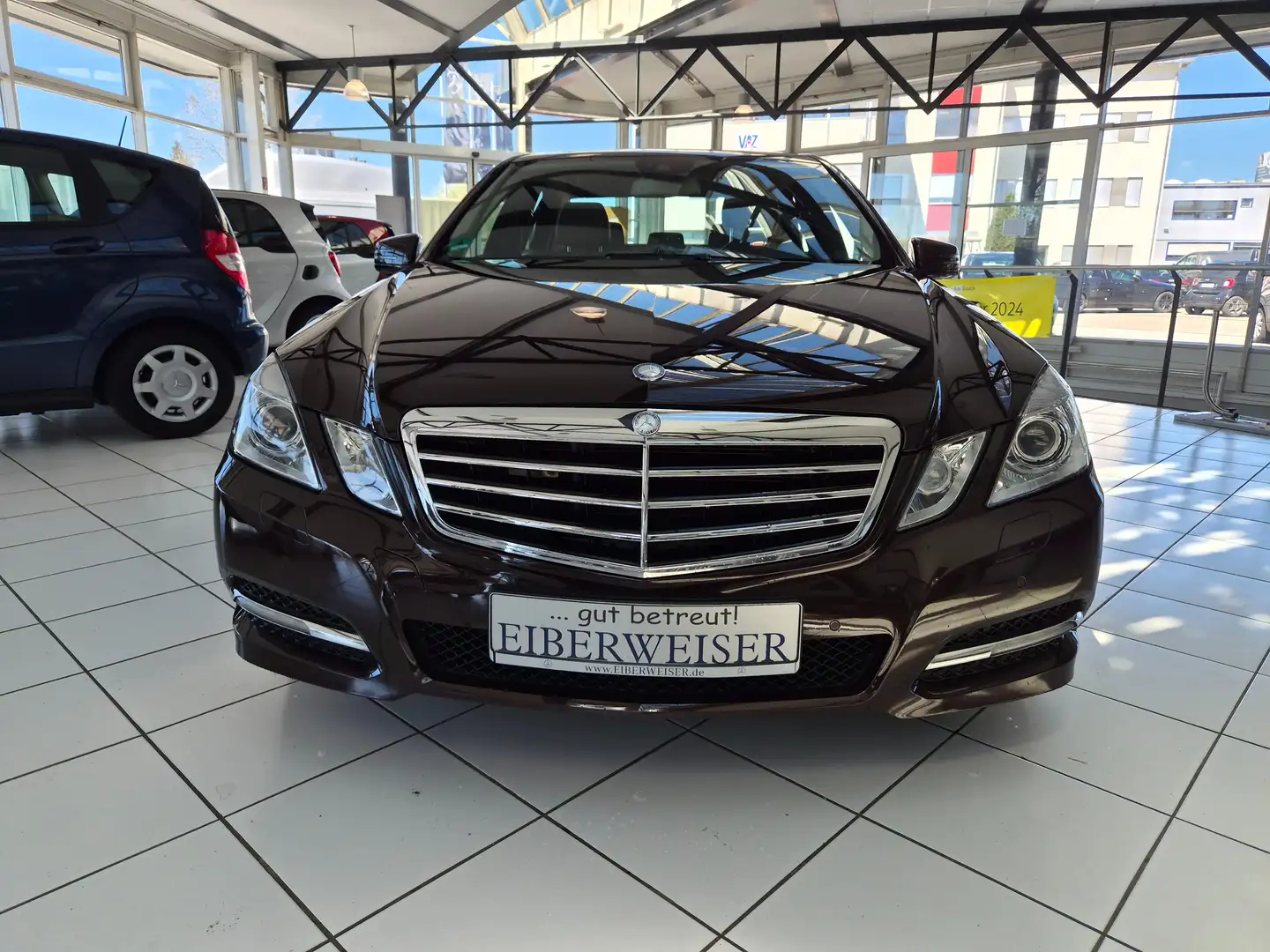 Mercedes-Benz E 350 E 350 CDI 4Matic (212.093) Marrón - 2
