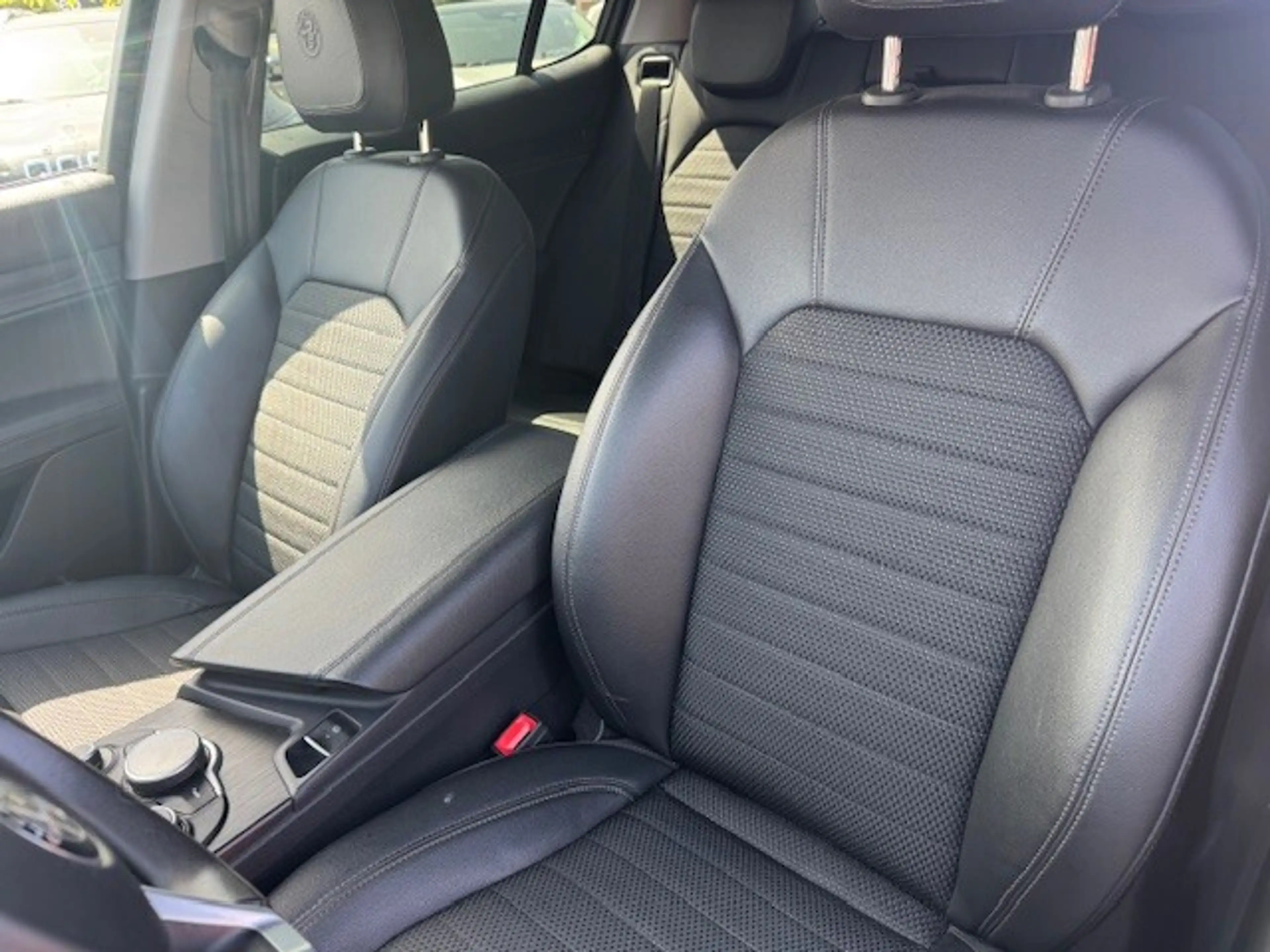 Alfa Romeo Stelvio Super 2,2 ATX RWD — photo 10