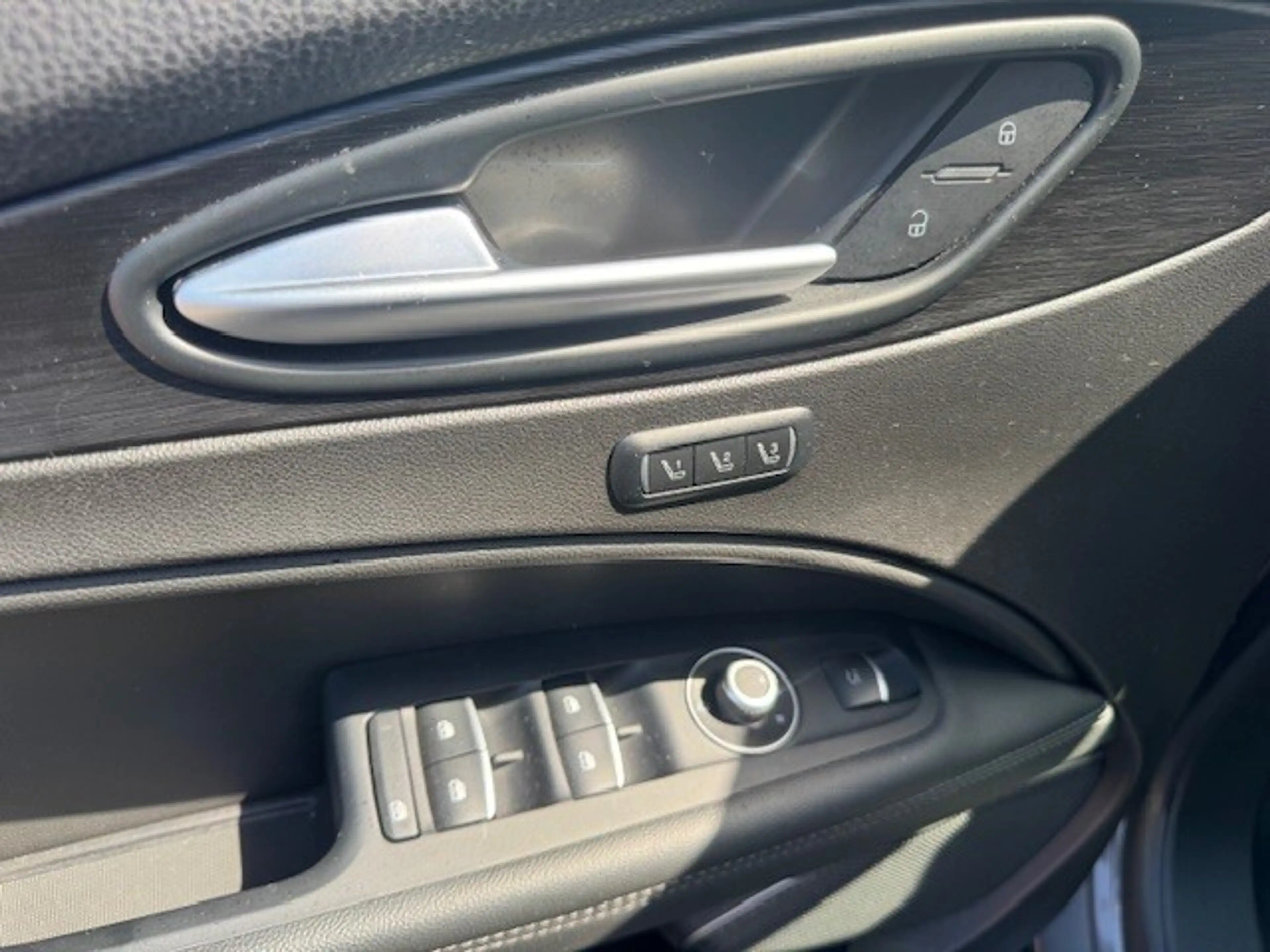 Alfa Romeo Stelvio Super 2,2 ATX RWD — photo 12