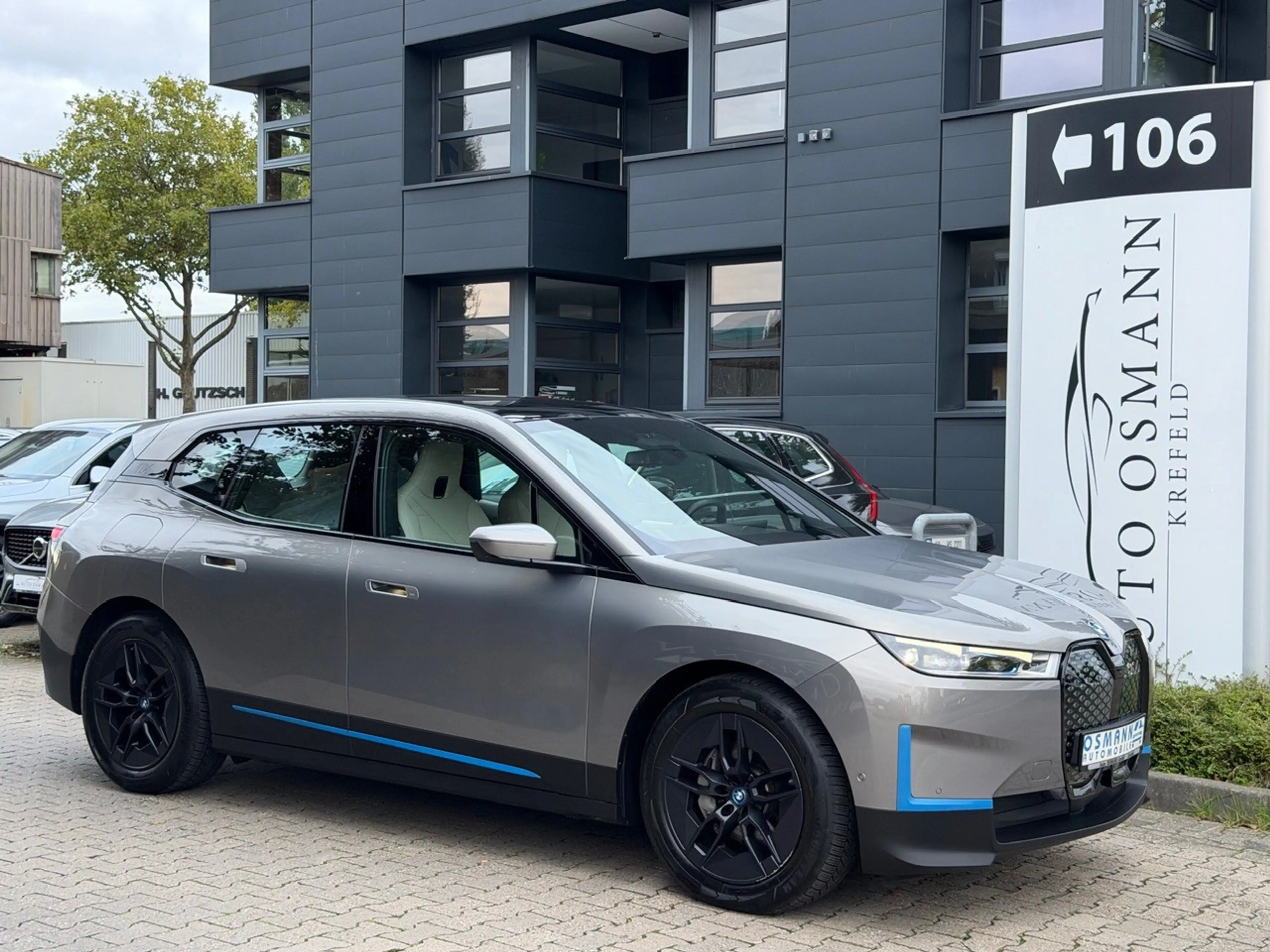 BMW iX xDrive 40 | MASSAGE | PANO | LASER | HUD — photo 28