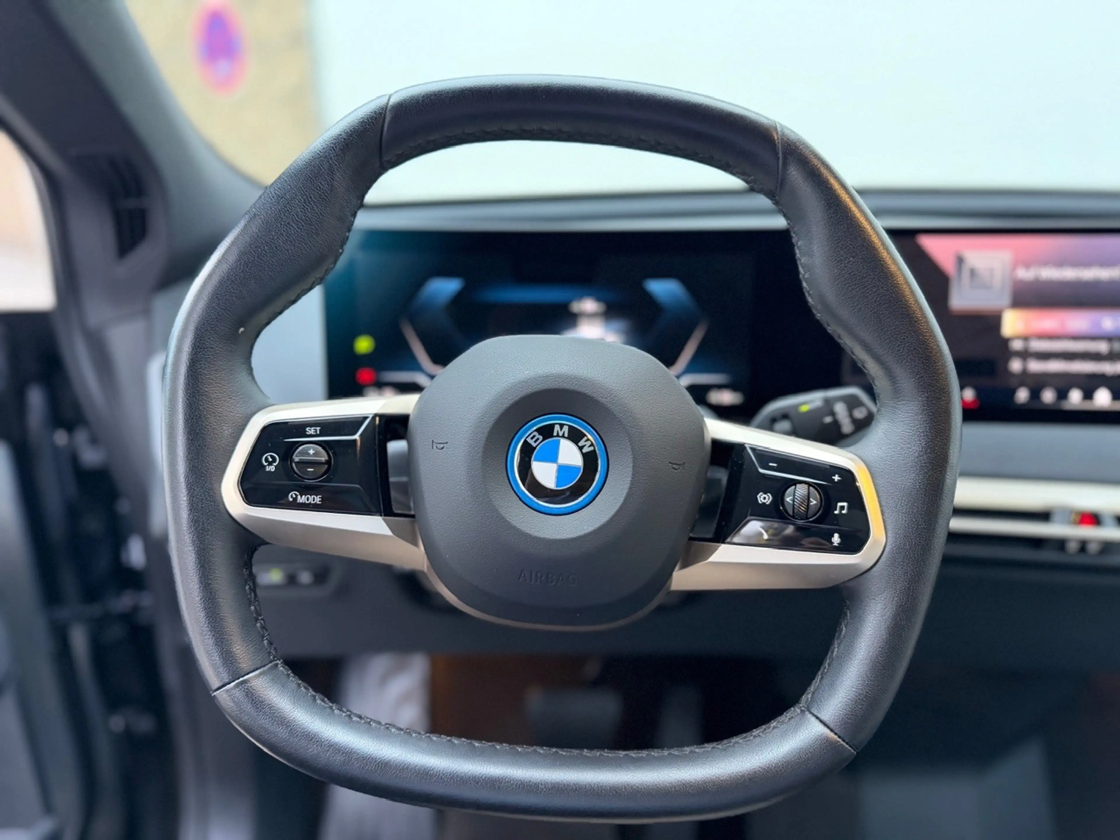 BMW iX xDrive 40 | MASSAGE | PANO | LASER | HUD — photo 9