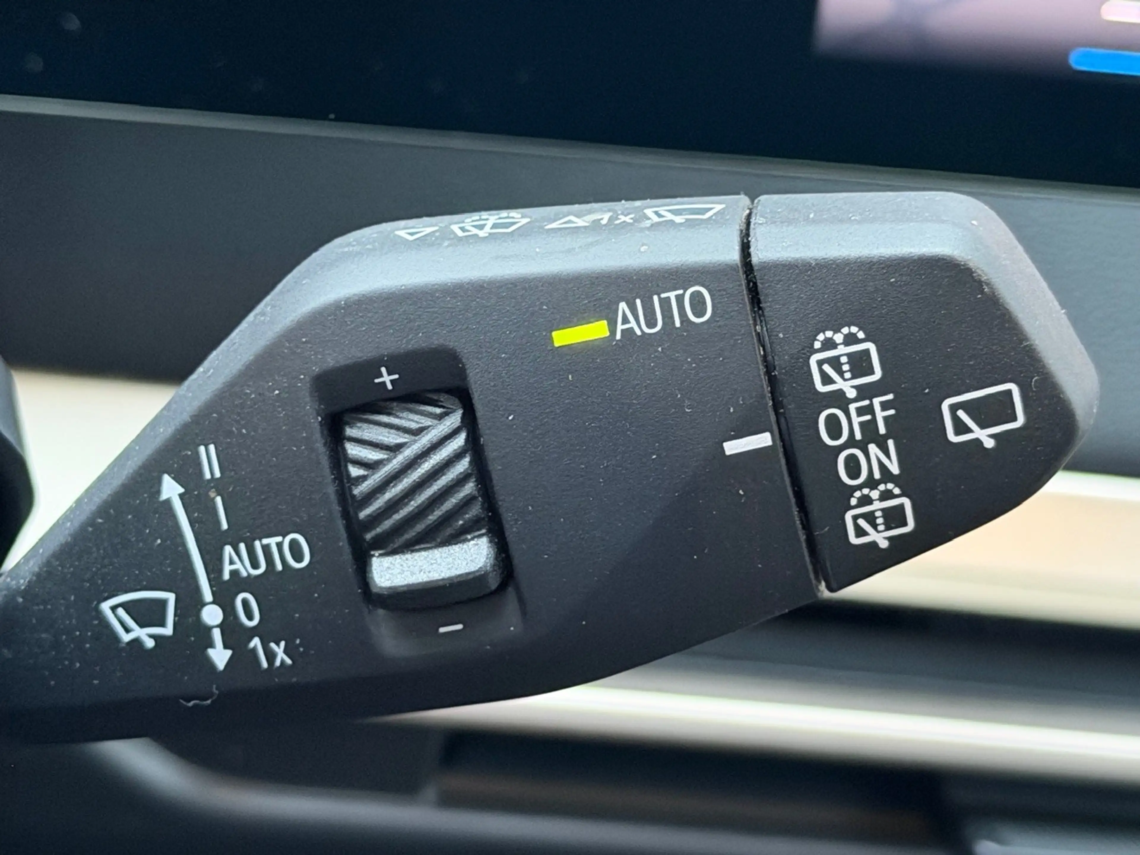 BMW iX xDrive 40 | MASSAGE | PANO | LASER | HUD — photo 13