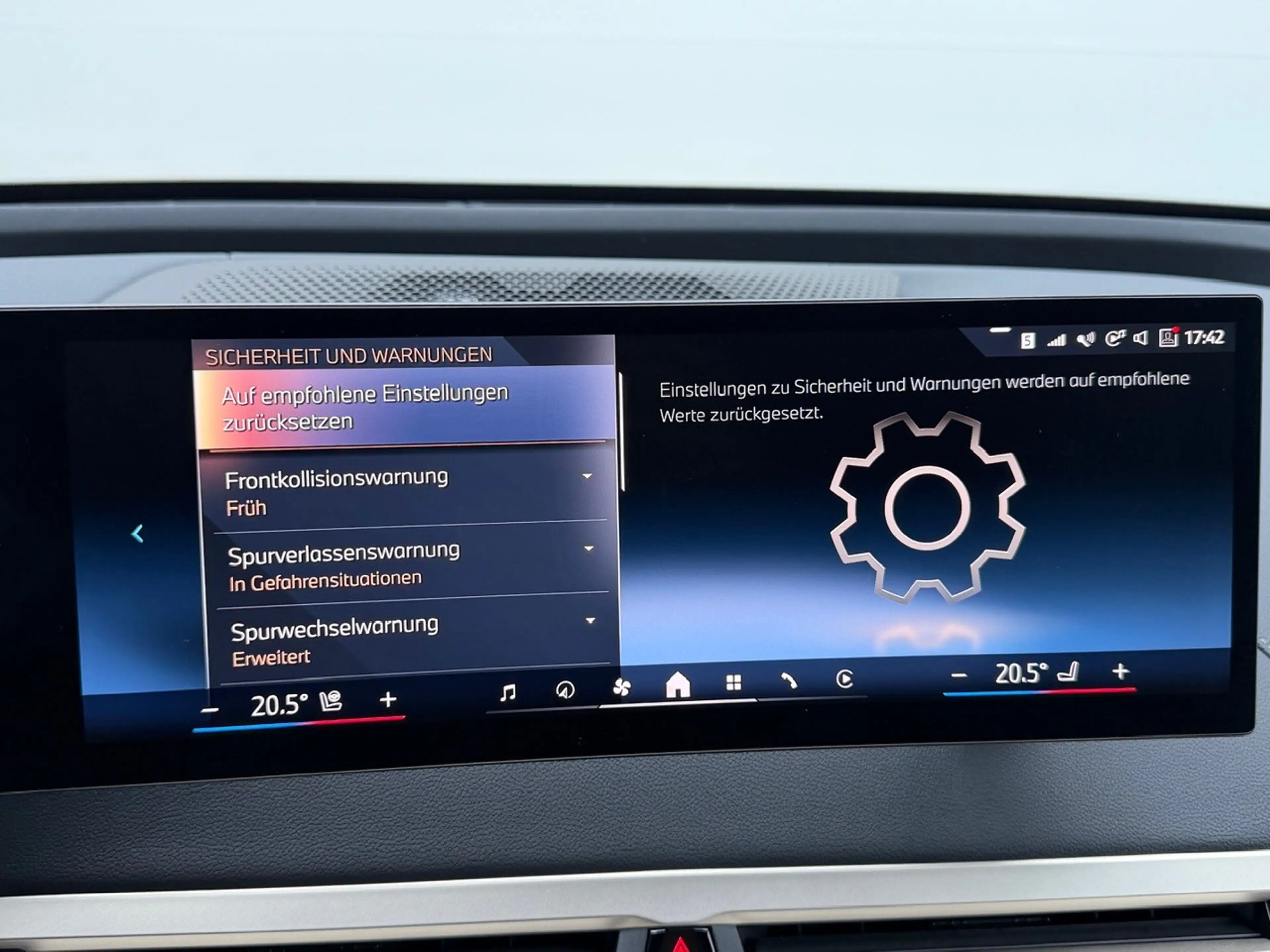 BMW iX xDrive 40 | MASSAGE | PANO | LASER | HUD — photo 22