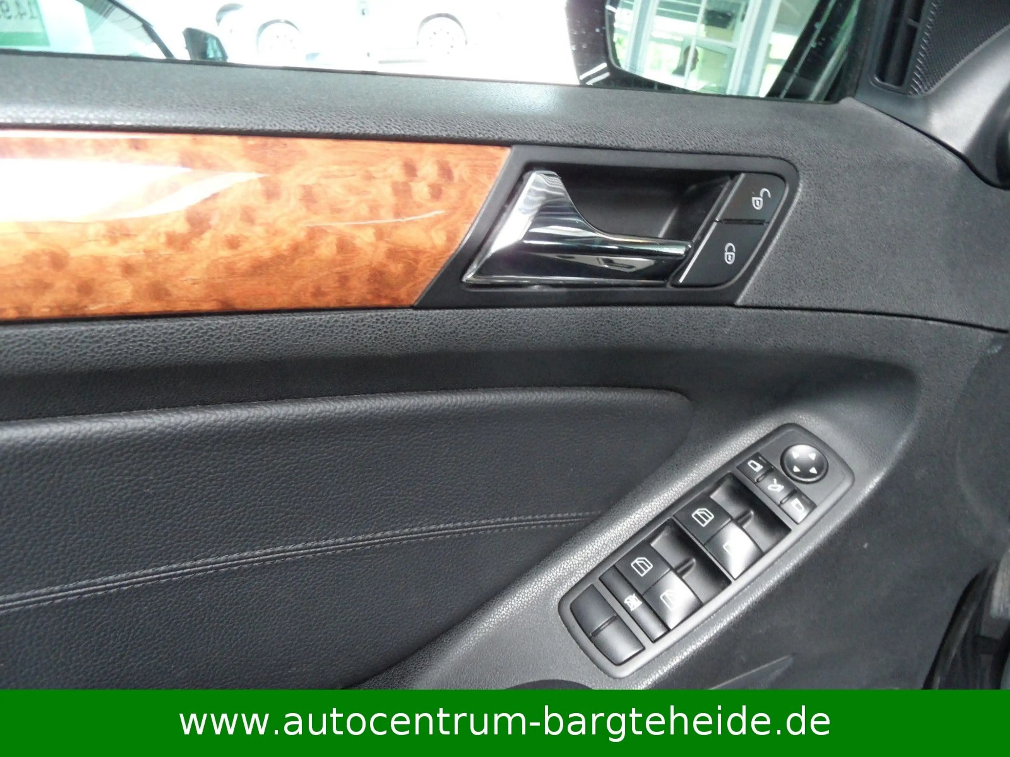 Mercedes-Benz ML 280 CDI Aut. BlueEfficiency NAVI+E-GSD+KLIMA — photo 15