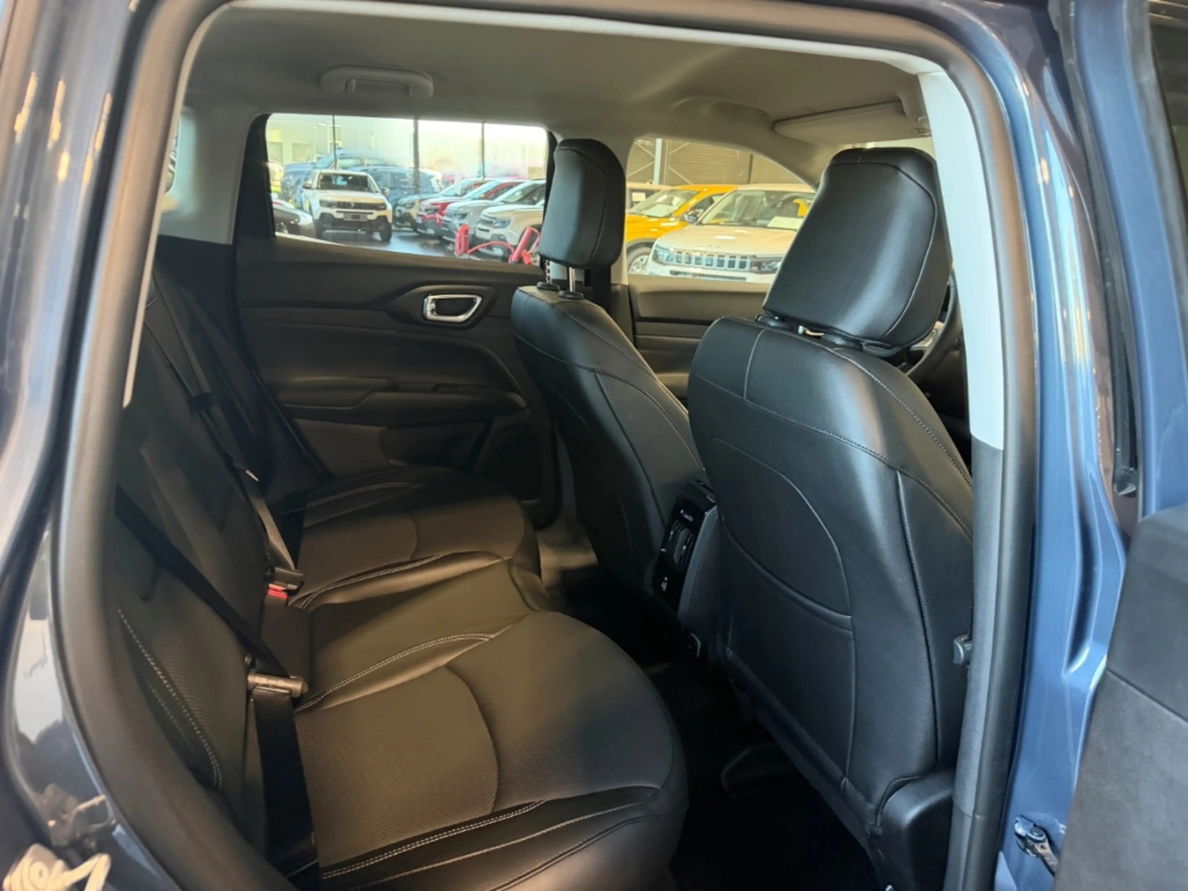 Jeep Compass Summit Electric *Rückfahrkamera *Sitzheizung — photo 11