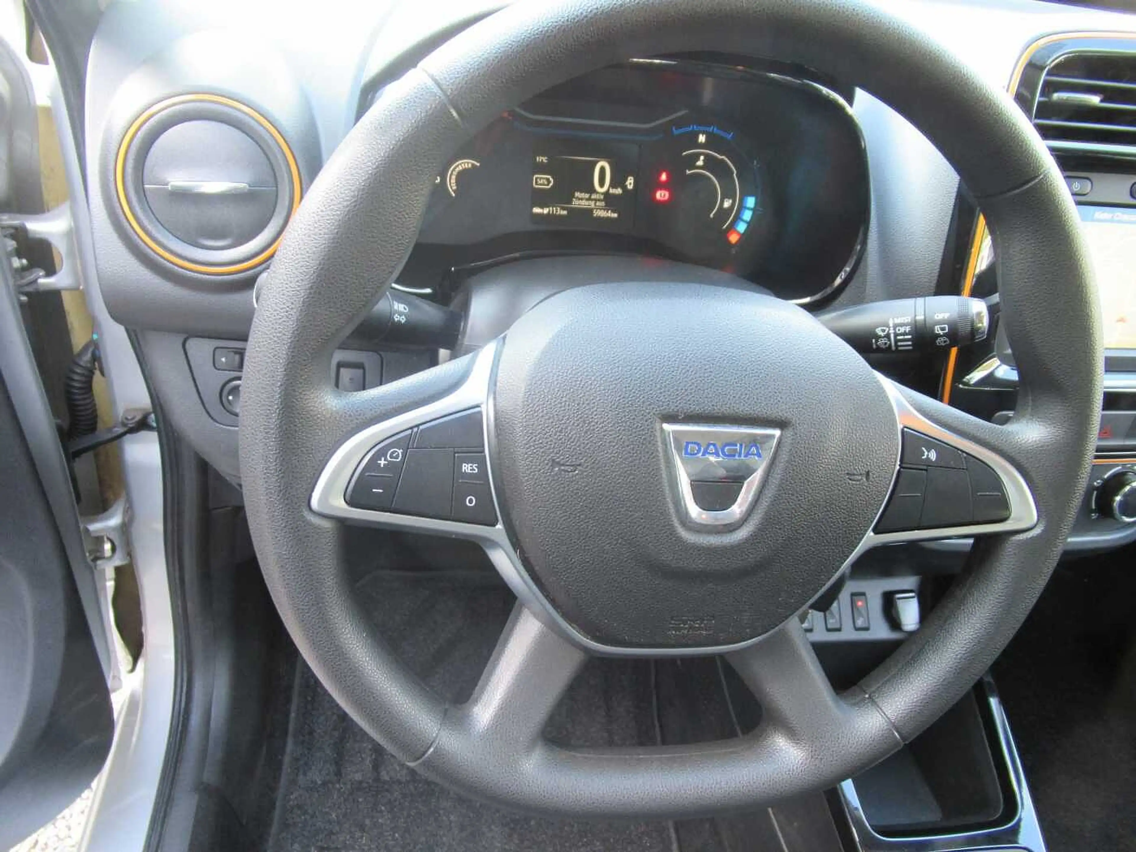 Dacia Spring Comfort Plus — photo 11