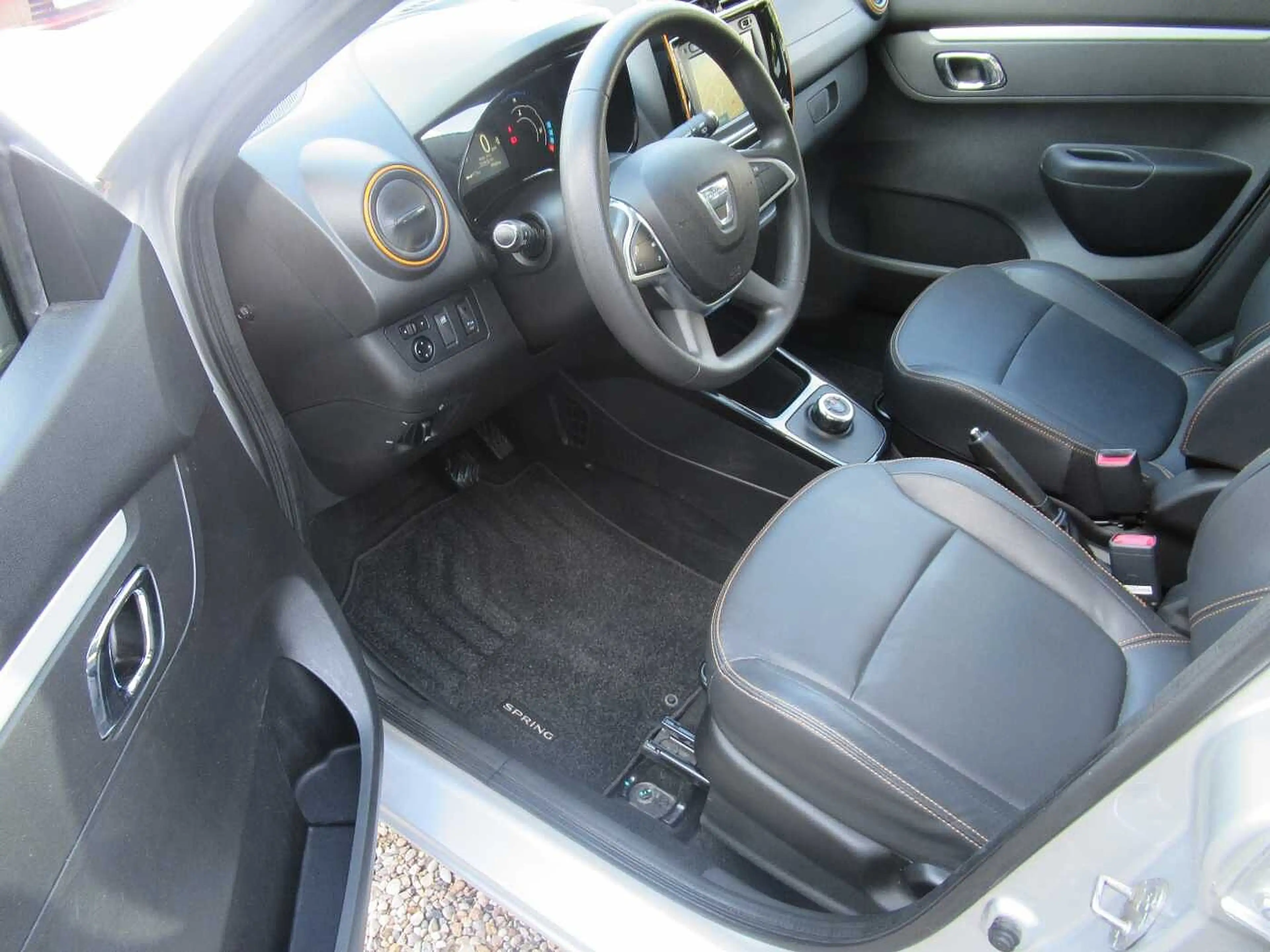 Dacia Spring Comfort Plus — photo 10