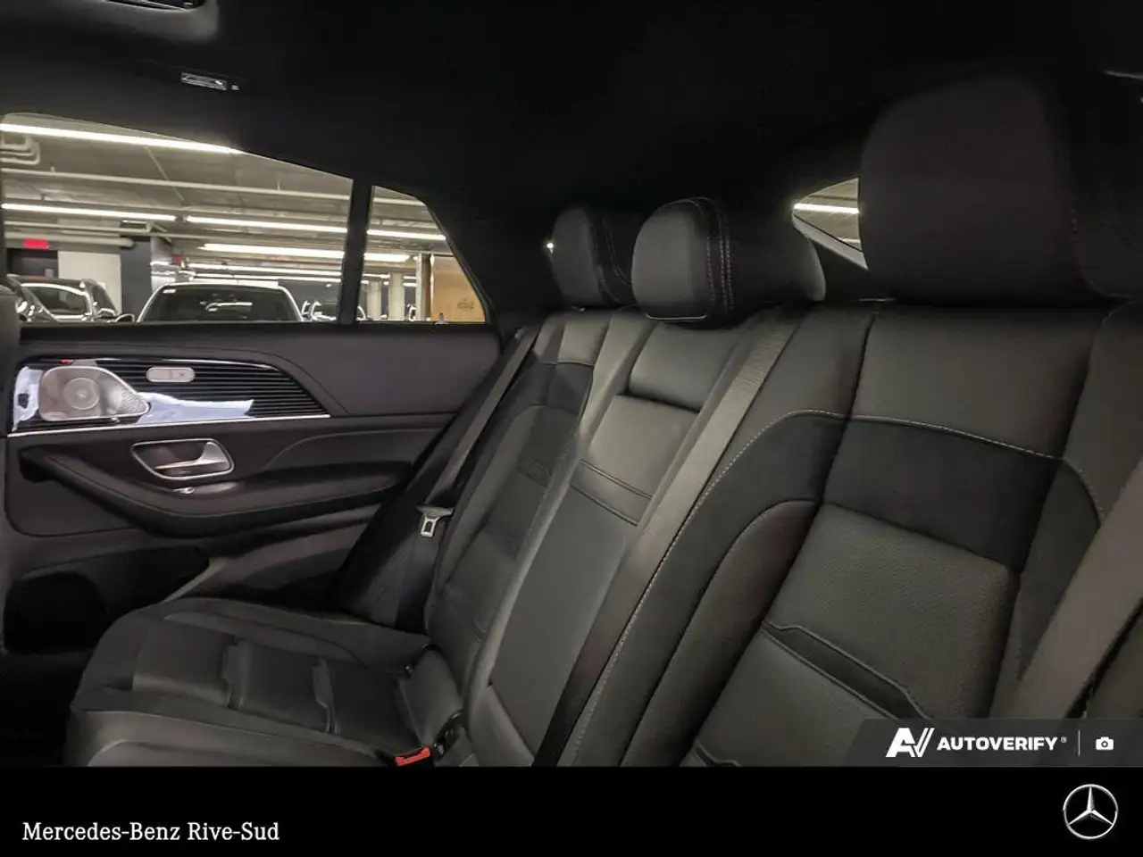 Mercedes-Benz GLE снимка Mercedes-Benz GLE