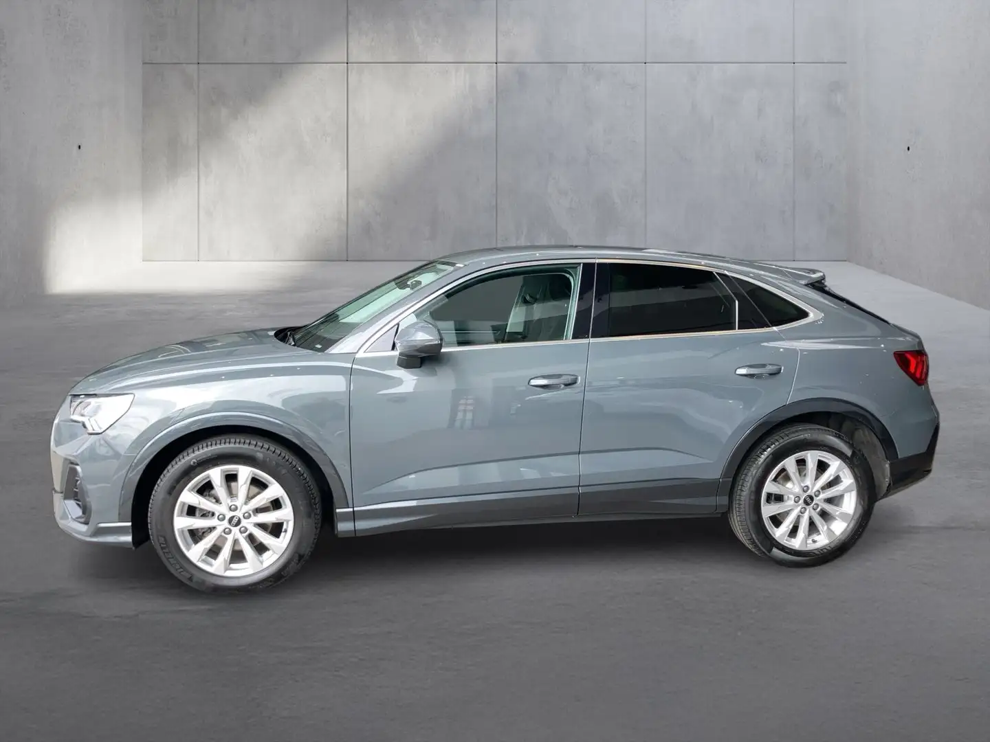 Audi Q3 35 TDI Grau - 2