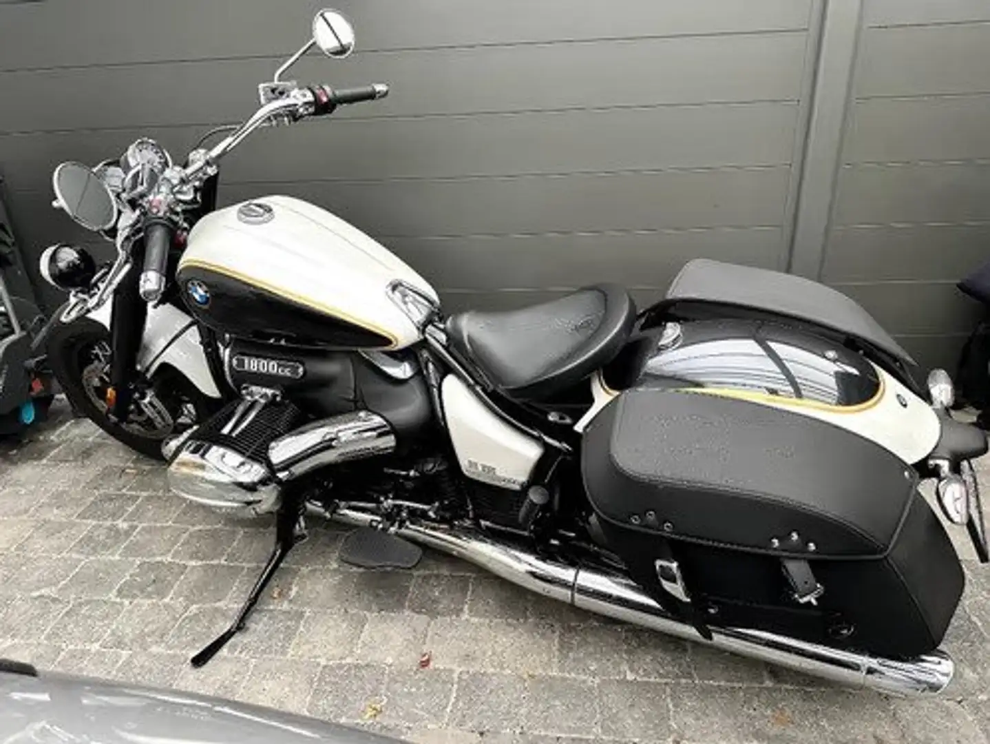 BMW R 18 Classic Biały - 1