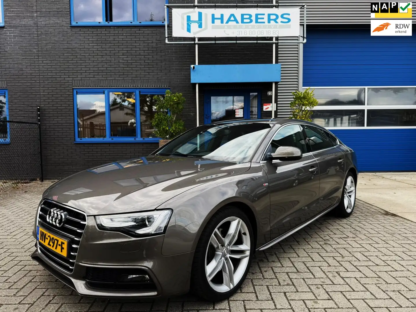 Audi A5 Sportback 1.8 TFSI Adrenalin 144PK|Origineel NL|Fa Grijs - 1