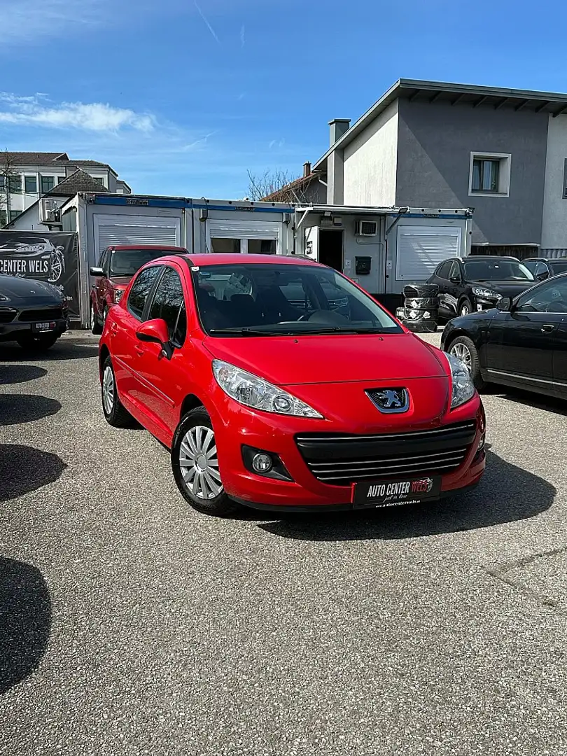 Peugeot 207 Active 1,4 Rouge - 1