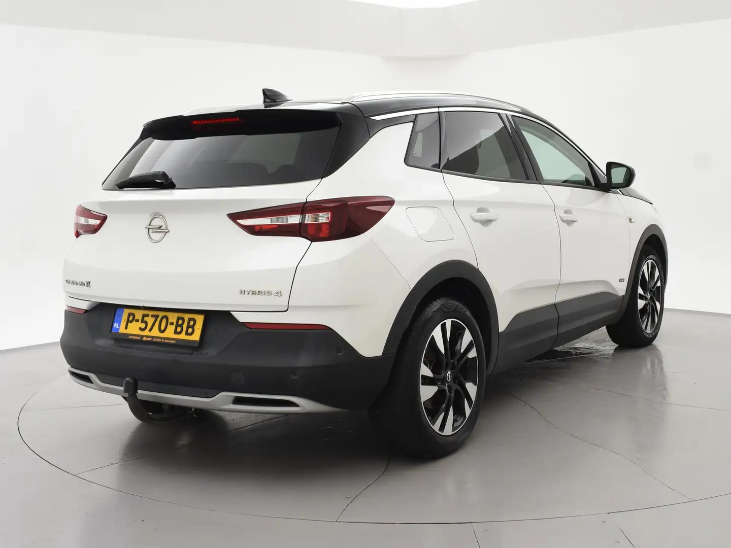 Opel Grandland X 1.6T HYBRID4 300 PK AUT. 4WD ULTIMATE + TREKHAAK | Wit - 2