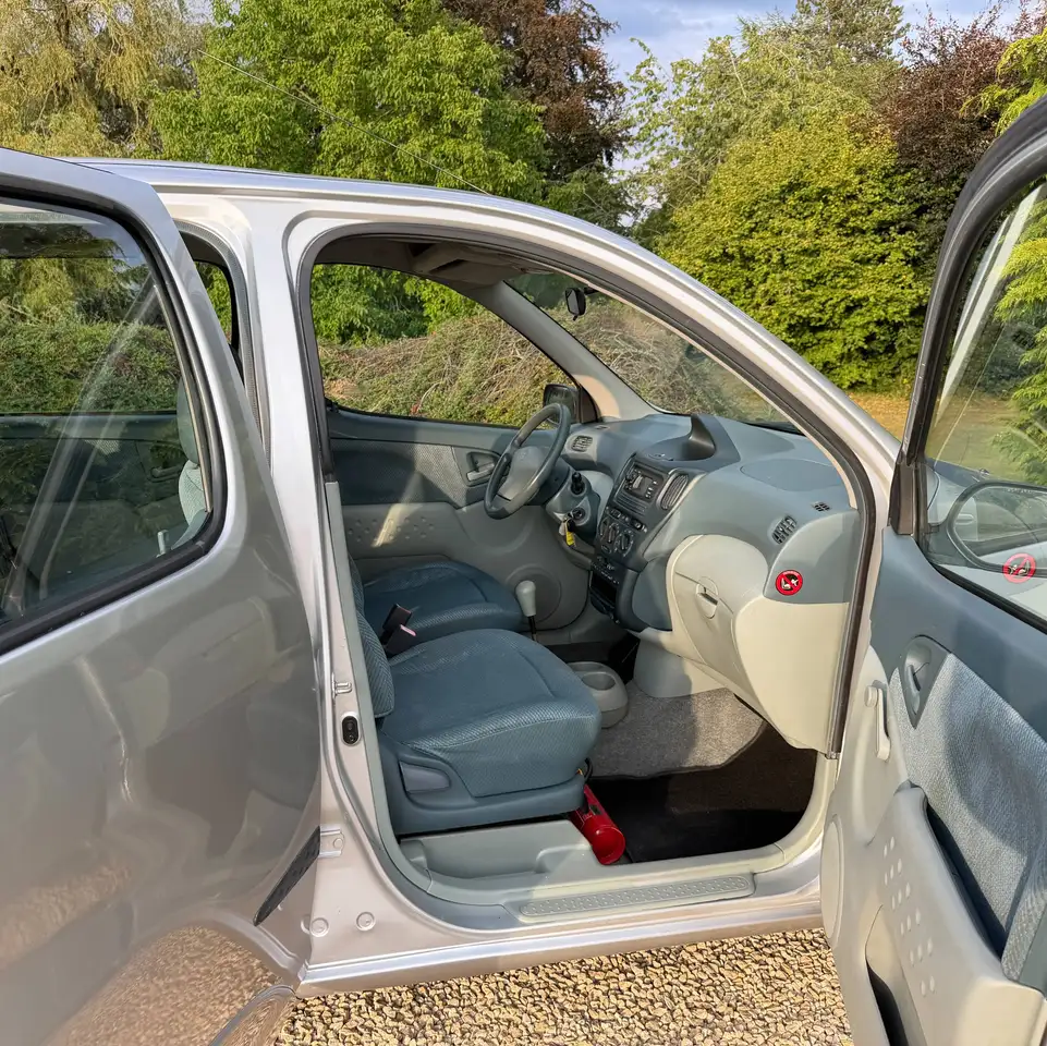 Toyota Yaris VERSO 1.3i VVT-i 16v Linea Luna 100.000 KM PREMIER PROPRIETAIRE GARANTIE 1 AN, foto 10