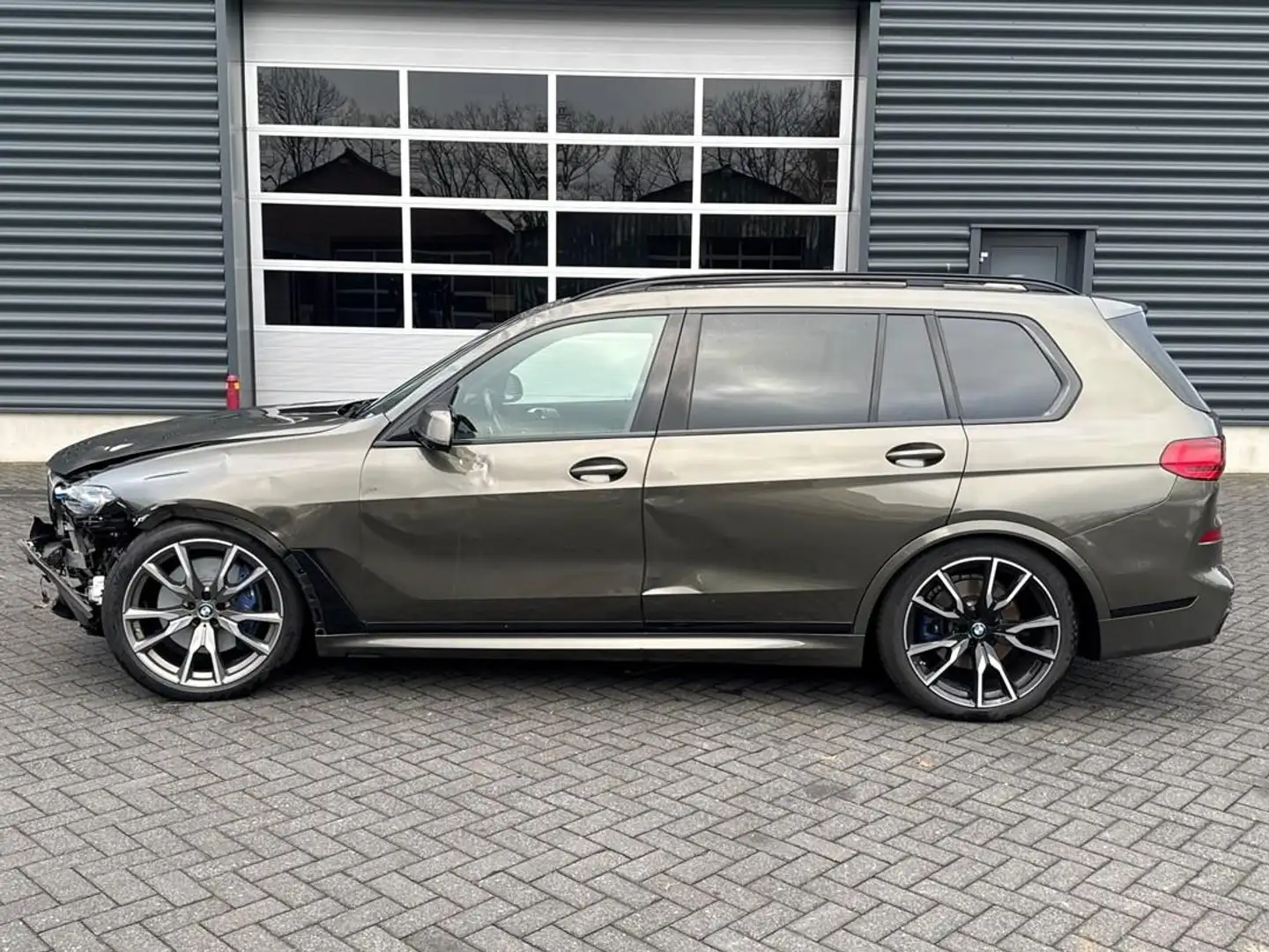 BMW X7 XDrive40d High Executive, M-sportpakket, luchtveri Groen - 2