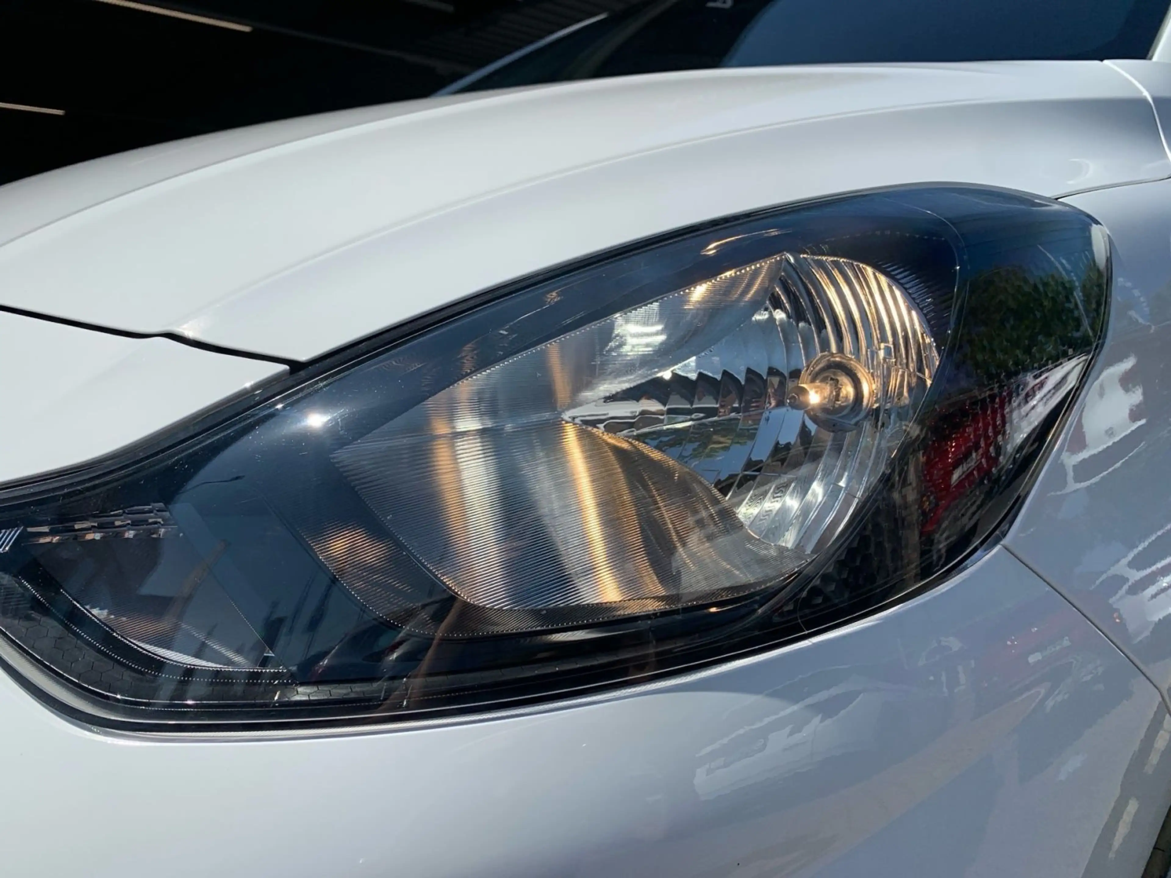 Hyundai i10 1.0 Select — photo 8