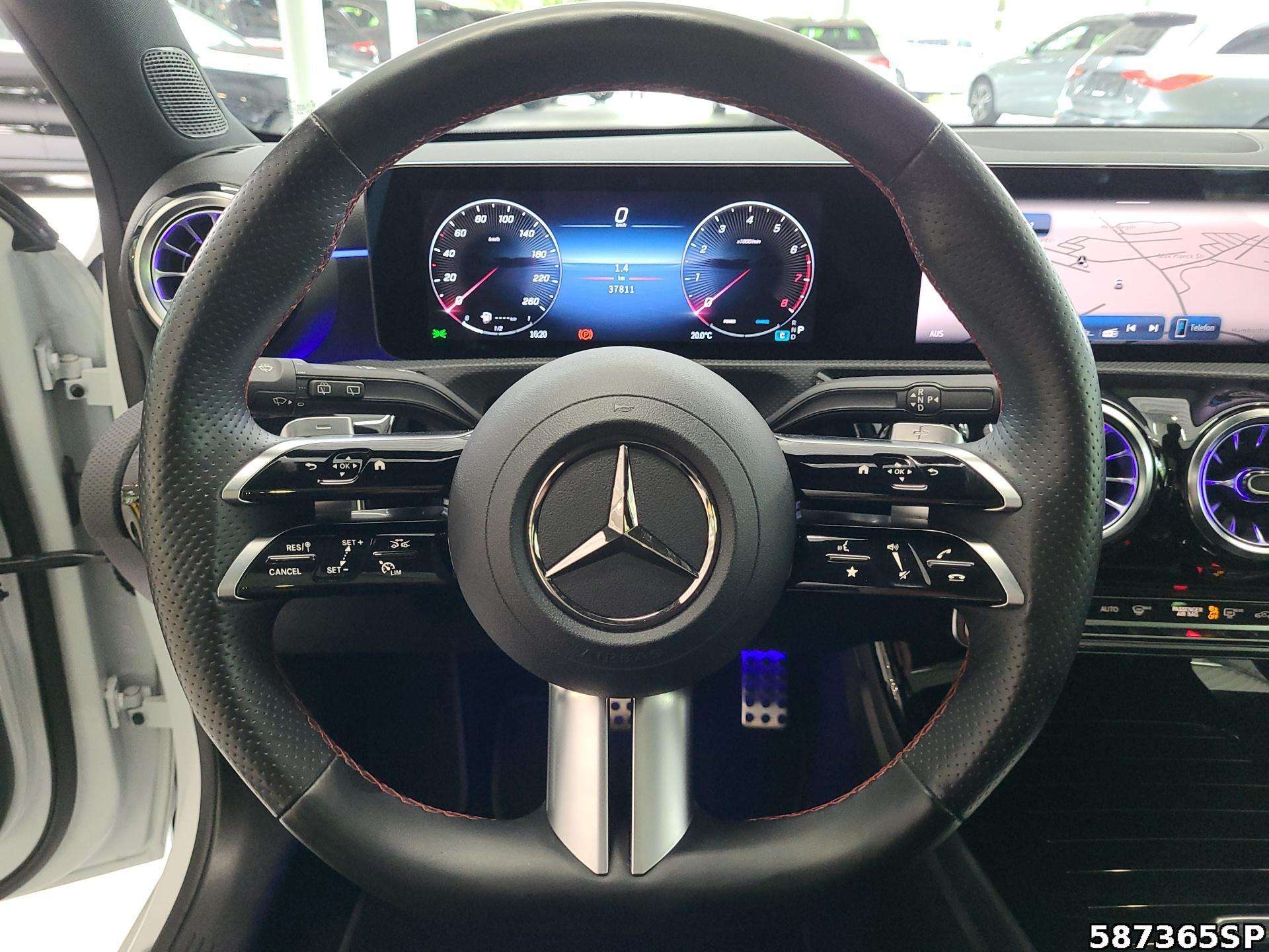 Mercedes-Benz A 180