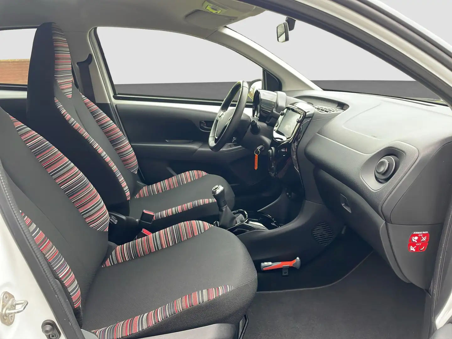 Citroen C1 1.0 VTi Feel Airco | Camera | Carplay Wit - 2