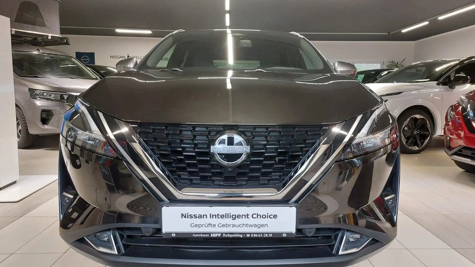 Nissan Qashqai 1.3 DIG-T MHEV 158PS Xtronic Tekna 4WD Negru - 2