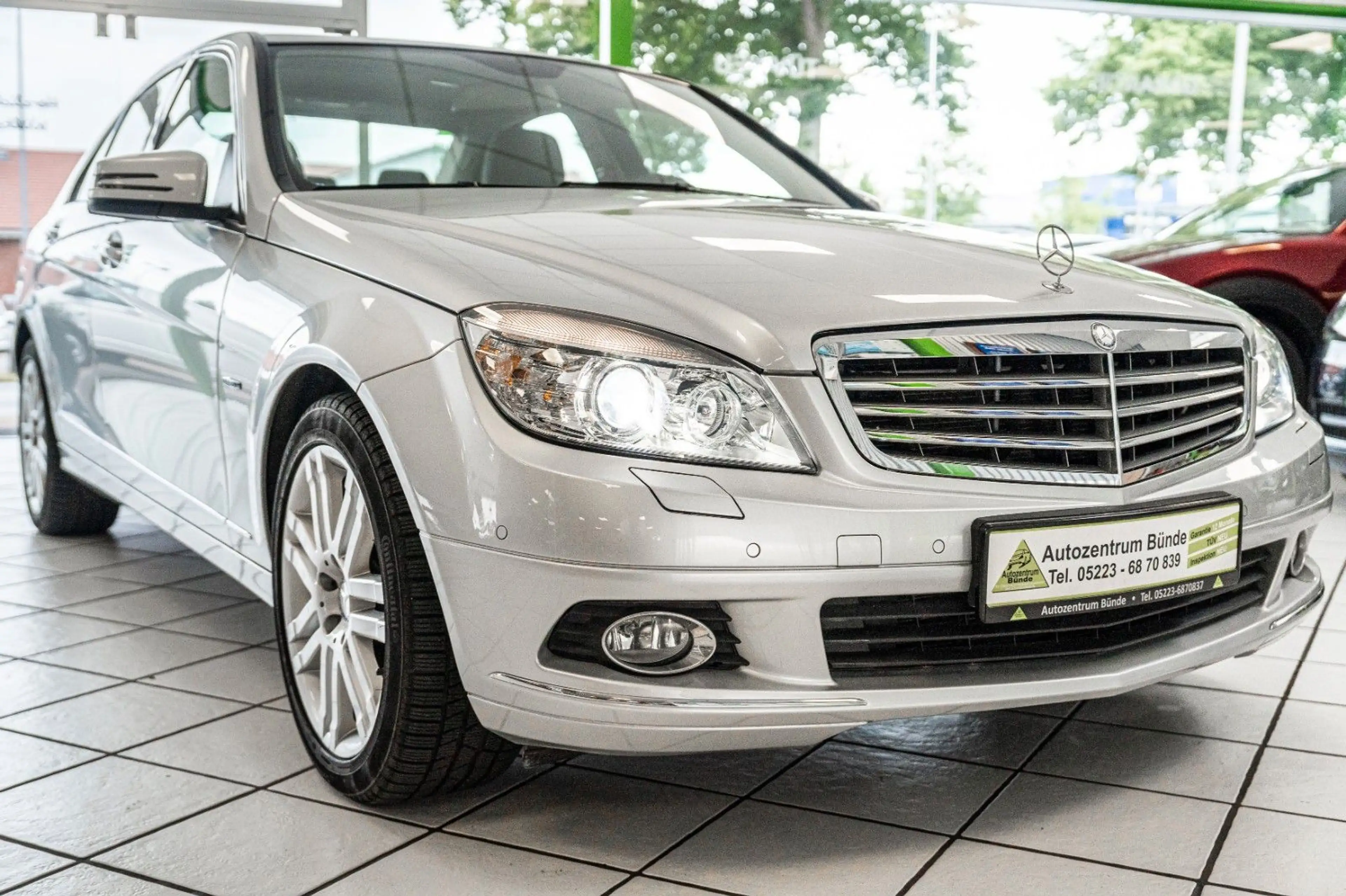 Mercedes-Benz C 350 C -Klasse NUR 35.100 KM Automatik 292 PS — photo 3