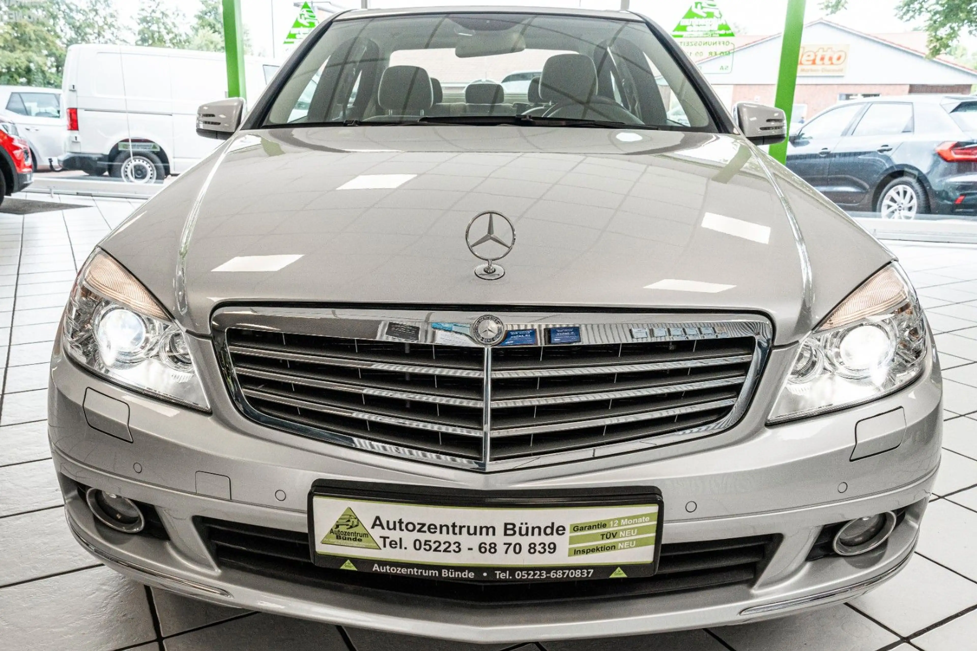 Mercedes-Benz C 350 C -Klasse NUR 35.100 KM Automatik 292 PS — photo 4
