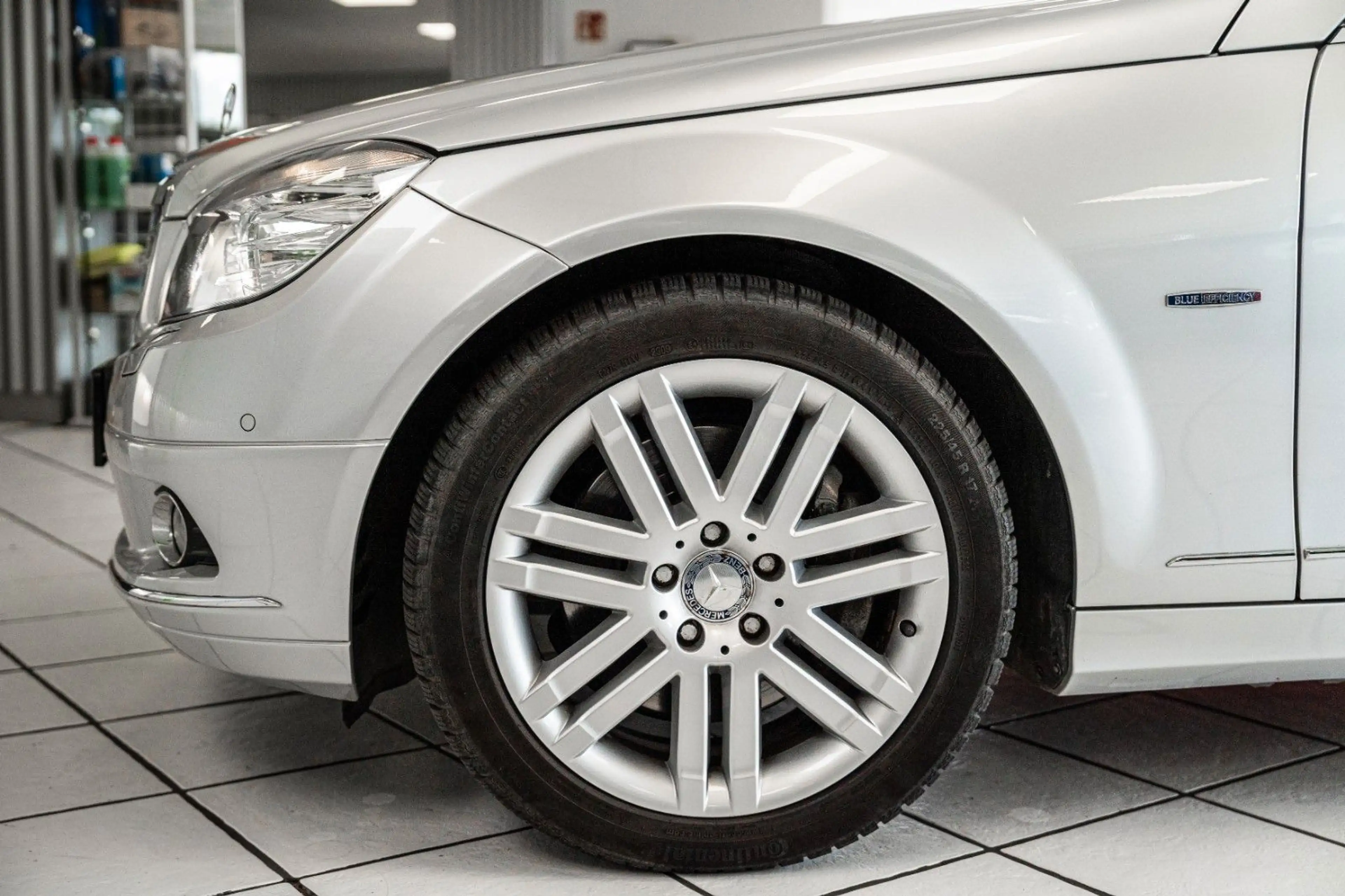 Mercedes-Benz C 350 C -Klasse NUR 35.100 KM Automatik 292 PS — photo 13