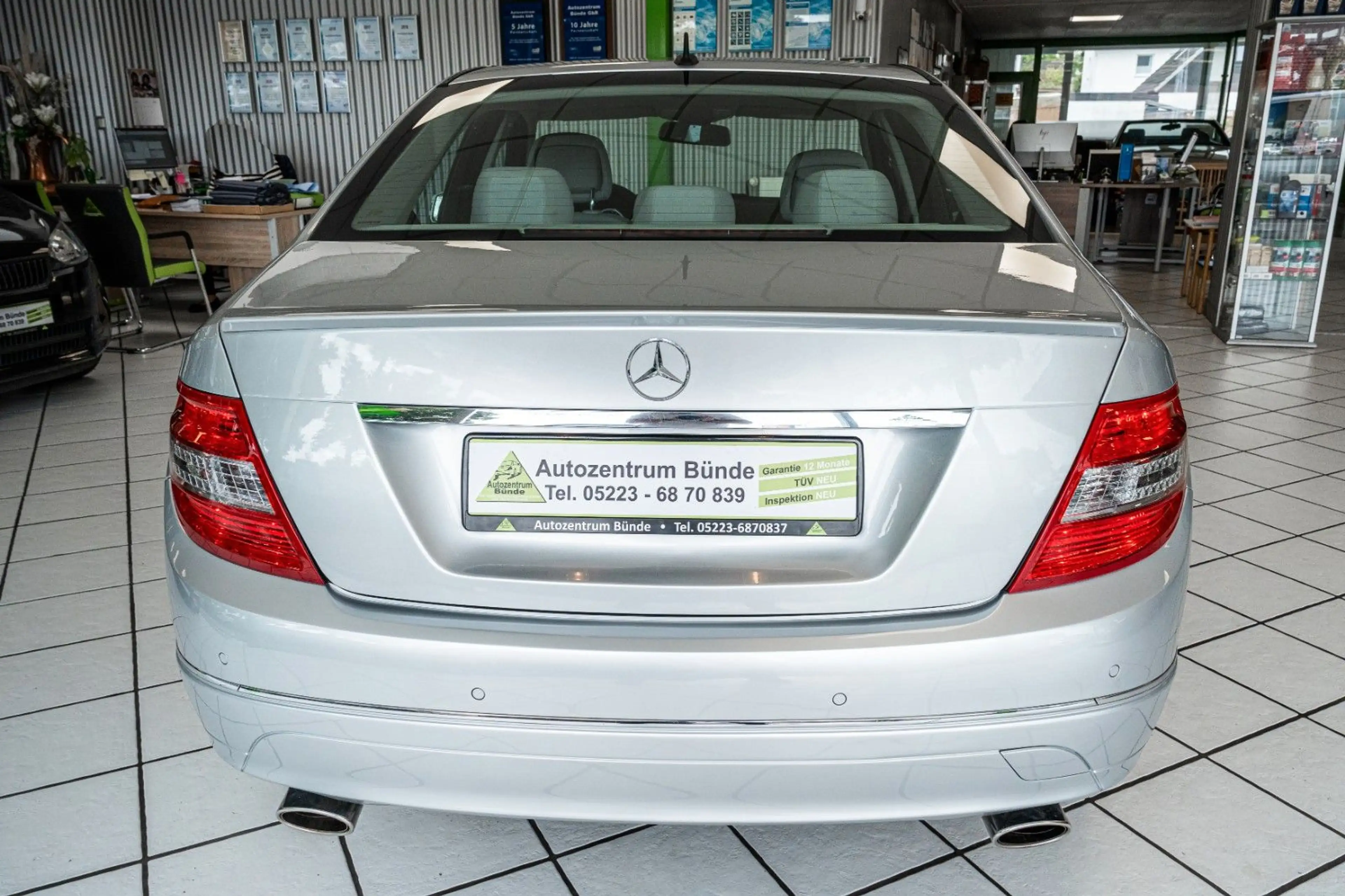 Mercedes-Benz C 350 C -Klasse NUR 35.100 KM Automatik 292 PS — photo 11