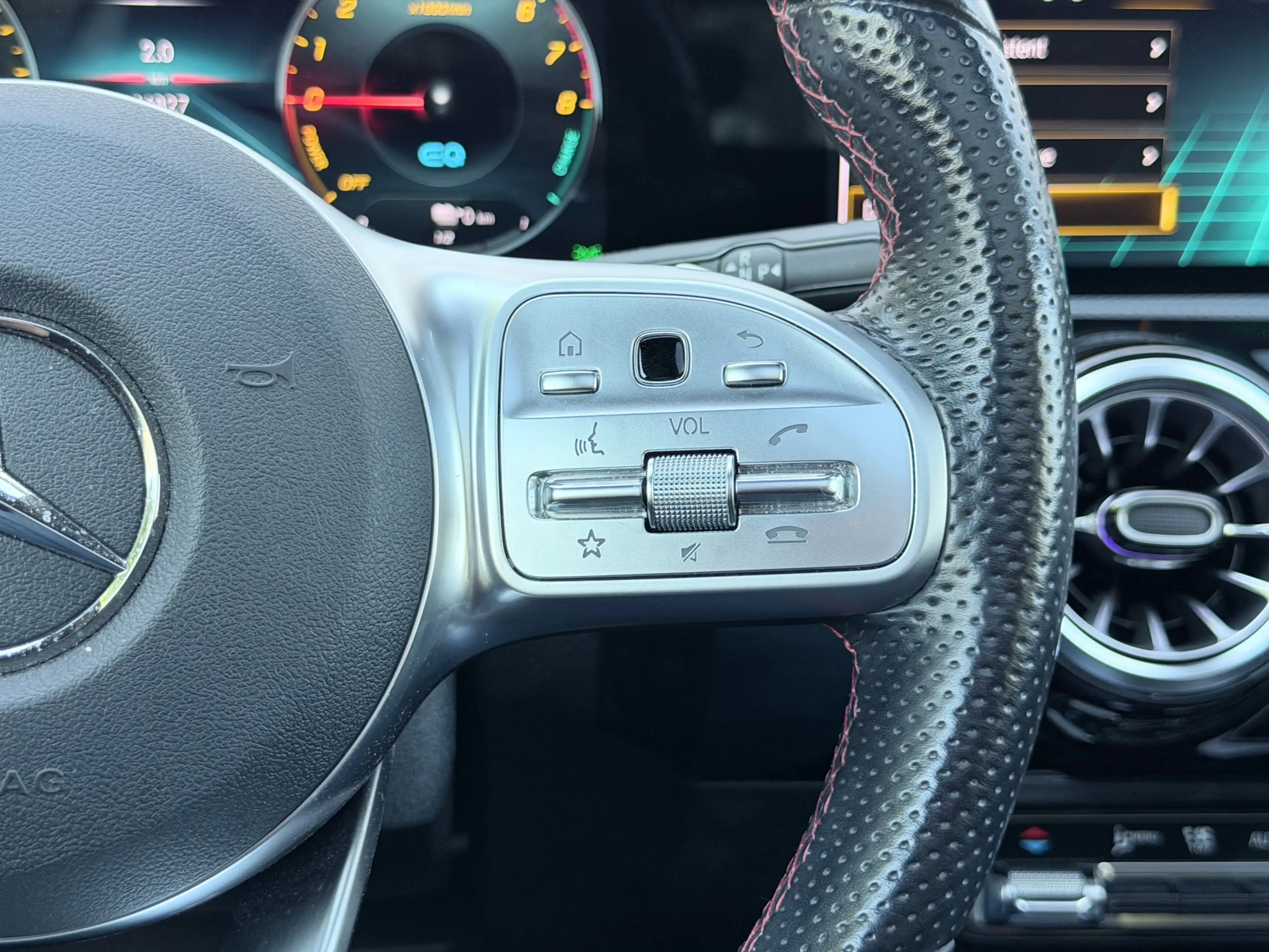 Mercedes-Benz A 250 e Premium Pano/Sfeer/Blindspot — photo 15