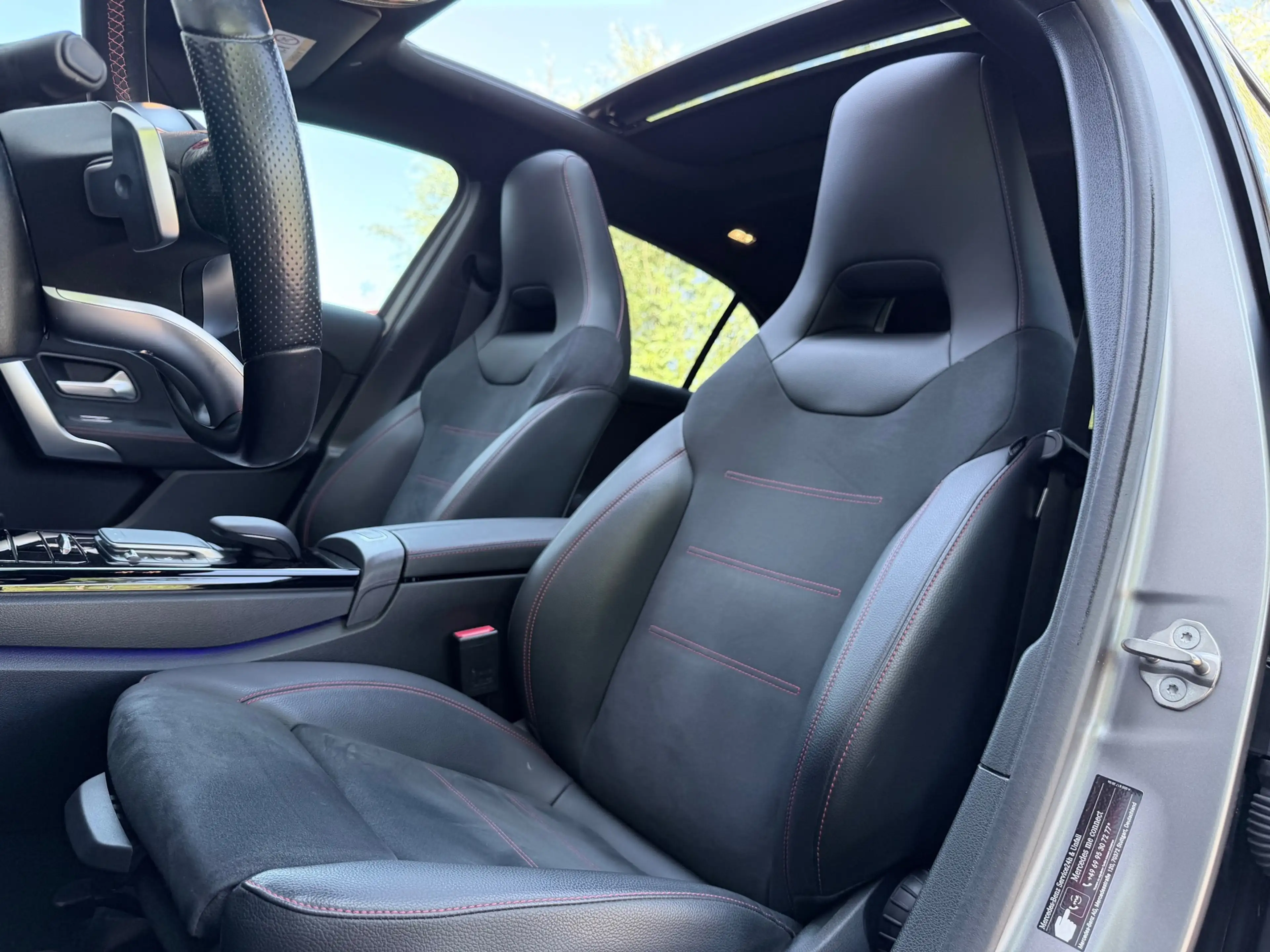 Mercedes-Benz A 250 e Premium Pano/Sfeer/Blindspot — photo 11