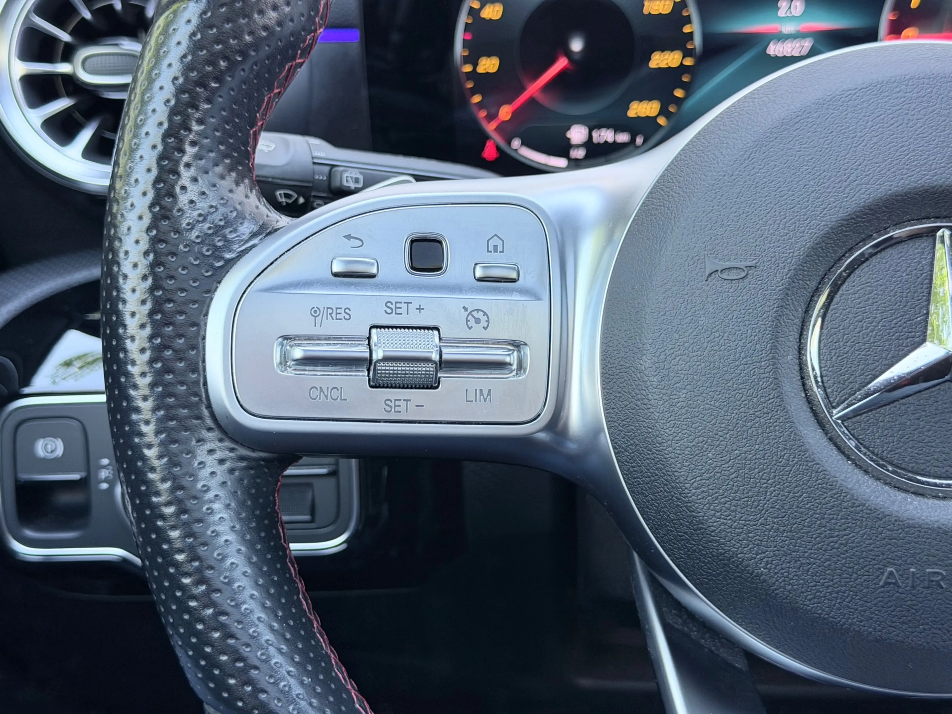 Mercedes-Benz A 250 e Premium Pano/Sfeer/Blindspot — photo 14