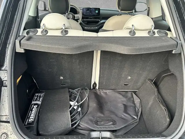 Fiat 500e view 10