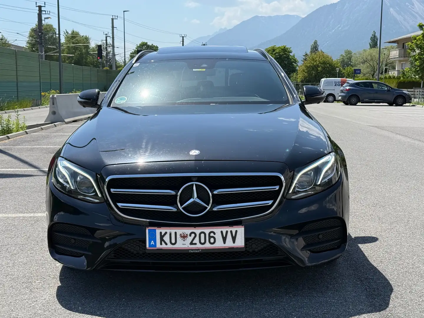 Mercedes-Benz E 400 E 400 T 4MATIC Aut. Schwarz - 2