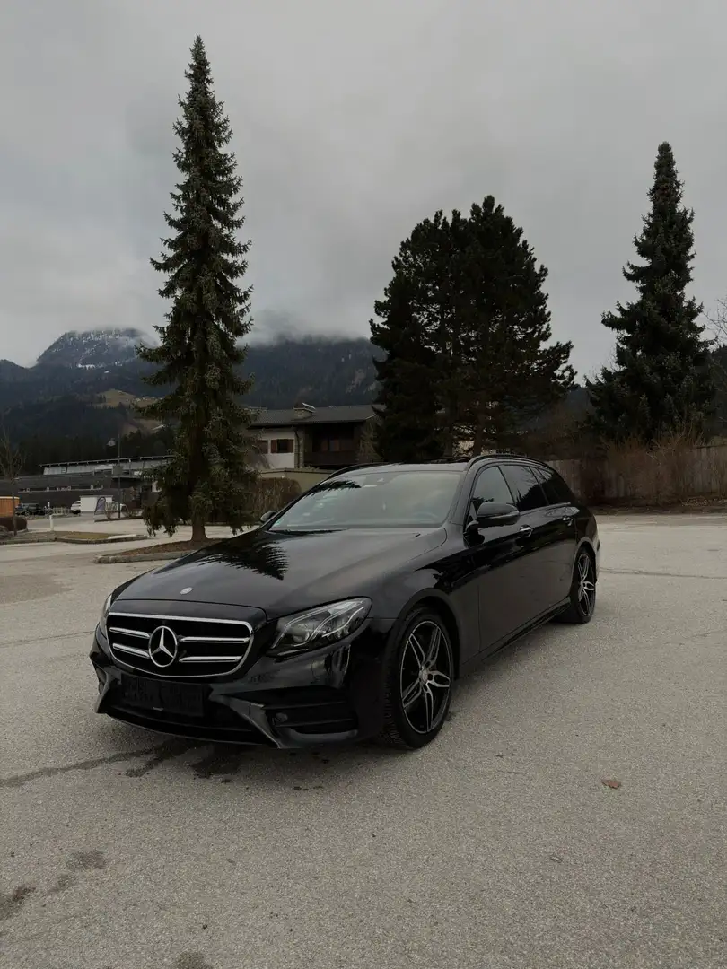 Mercedes-Benz E 400 E 400 T 4MATIC Aut. Schwarz - 2