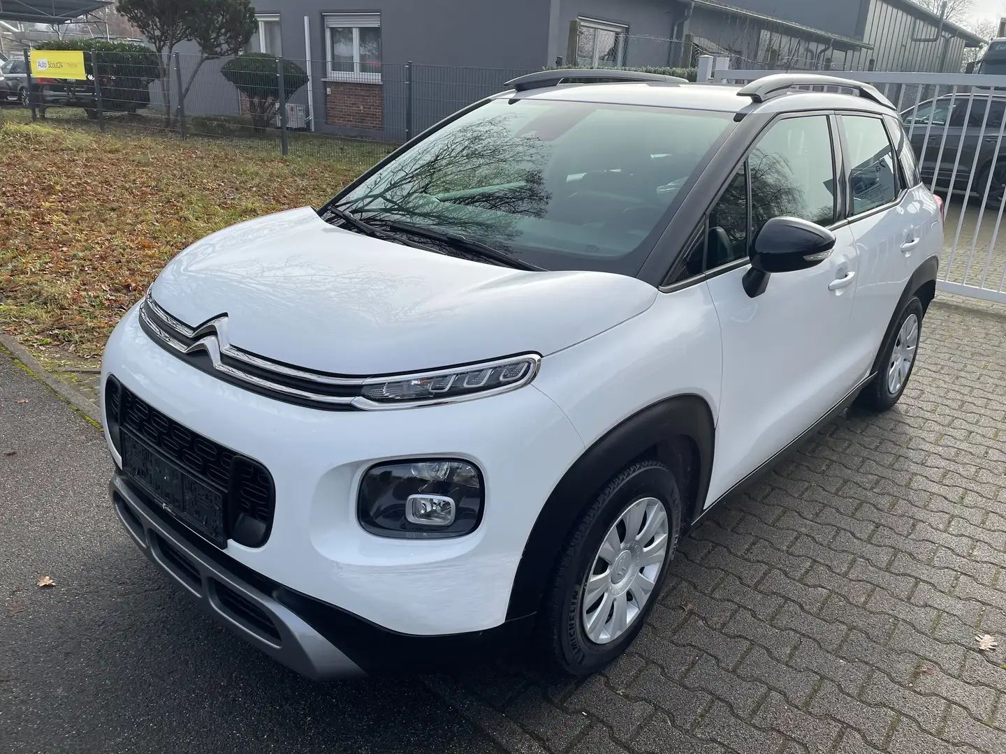 Citroen C3 Aircross Feel Weiß - 1