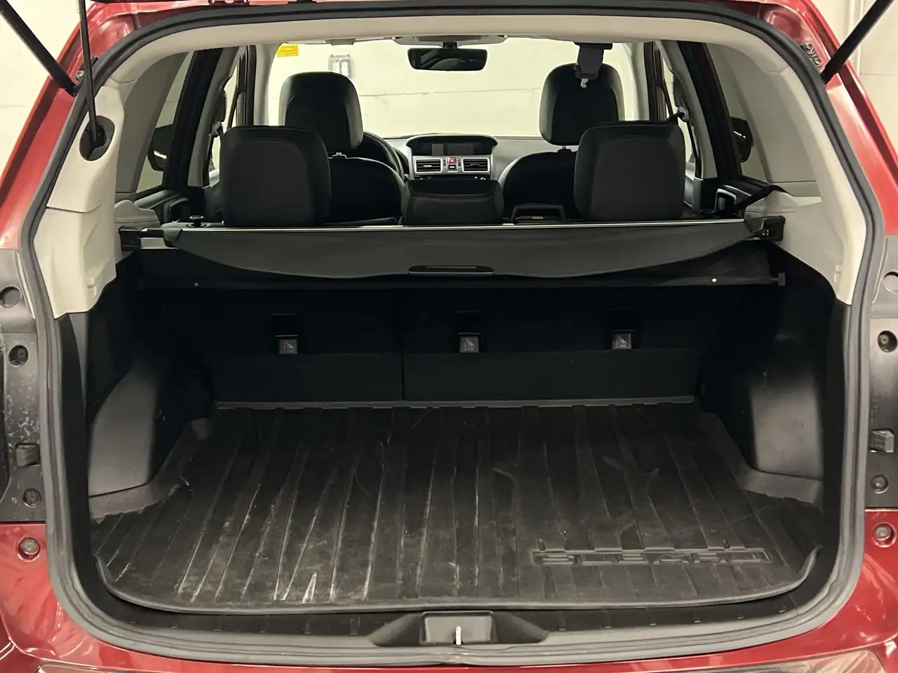 Subaru Forester снимка Subaru Forester