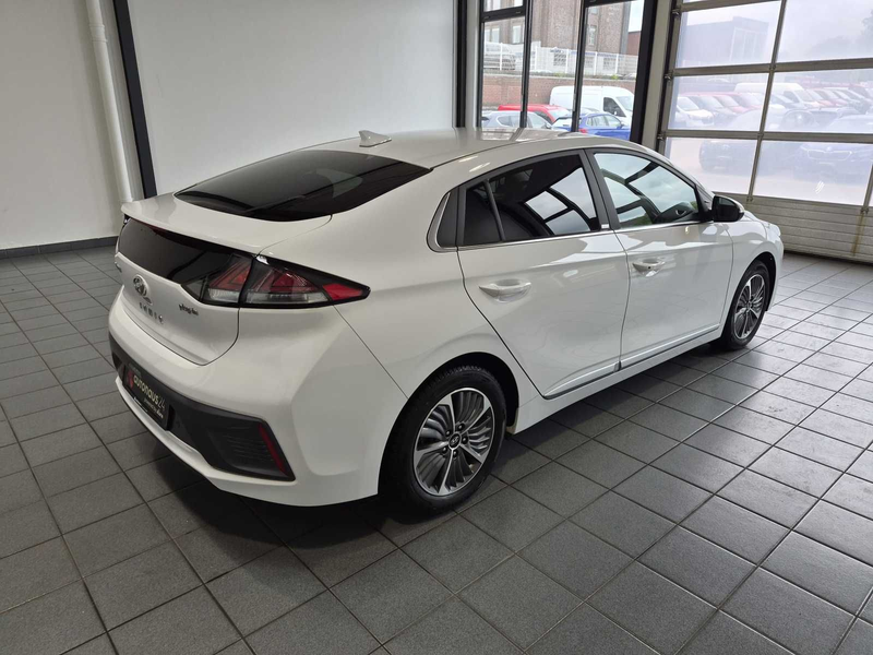 Hyundai IONIQ 1.6 GDI Style-Paket Plug-In Hybrid — photo 5