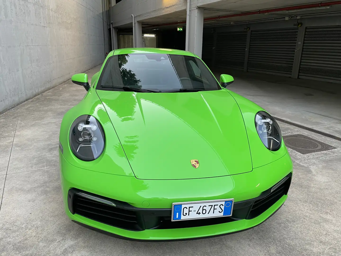 Porsche 992 911 Carrera S Verde - 2