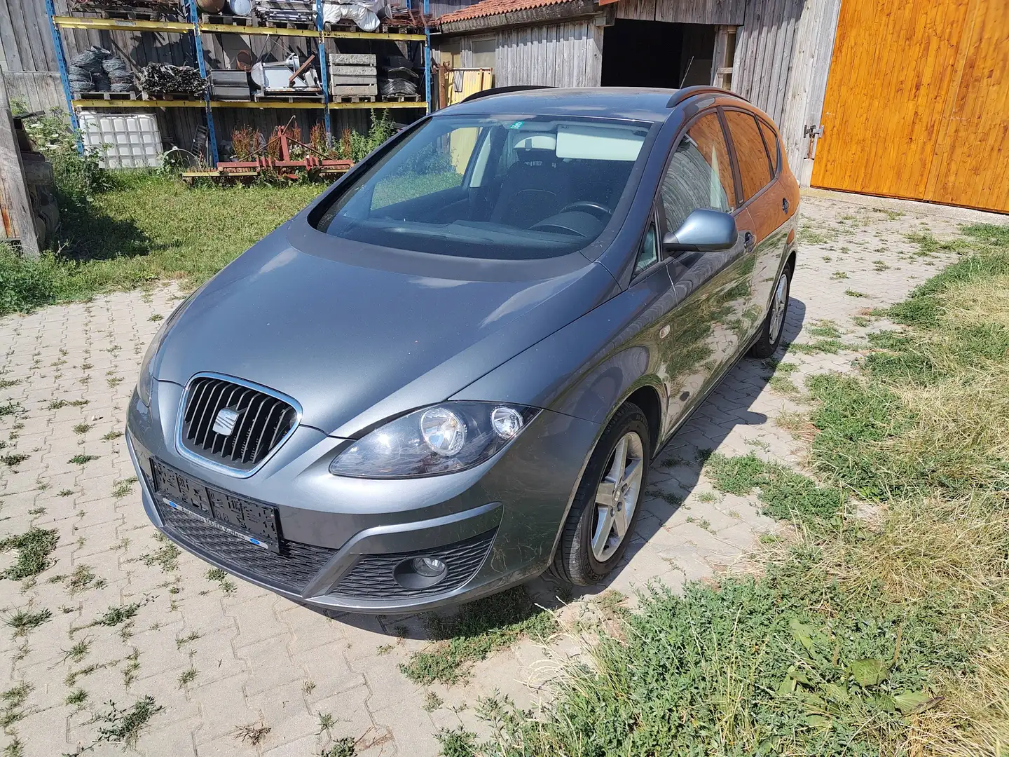 SEAT Altea XL Altea XL ChiliTech Start-Stopp 1,6 CR TDi ChiliTech Grau - 2