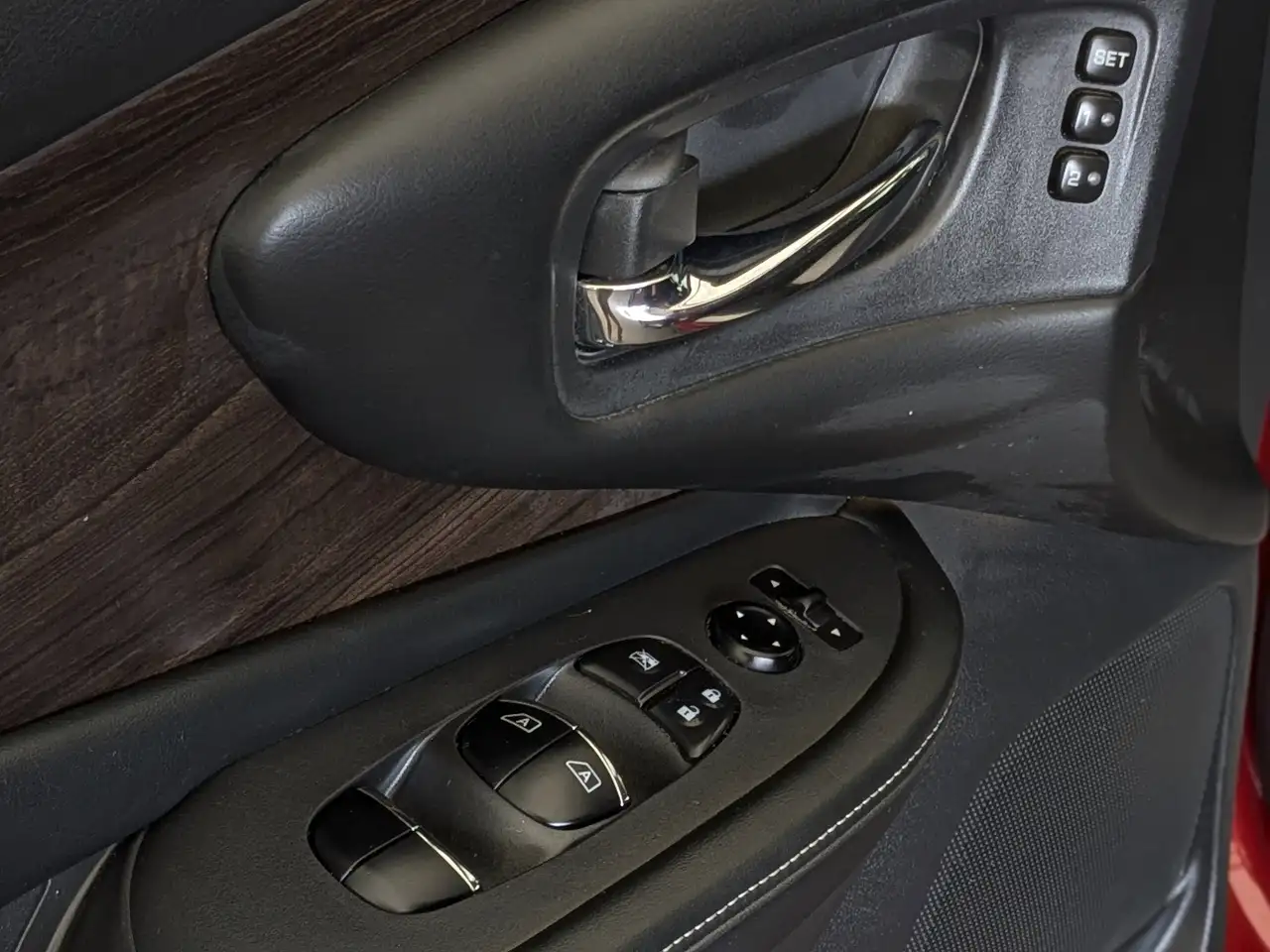 Nissan Murano снимка Nissan Murano