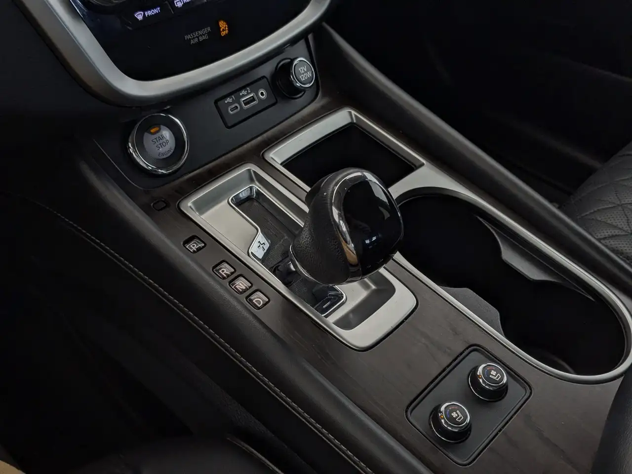 Nissan Murano снимка Nissan Murano