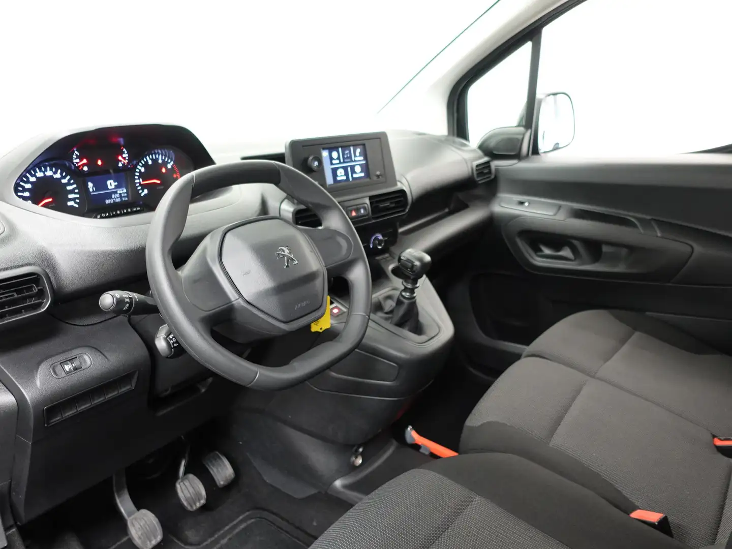 Peugeot Partner 100PK L2 Trekhaak 3-Zits Cruise control Parkeersen Zwart - 2