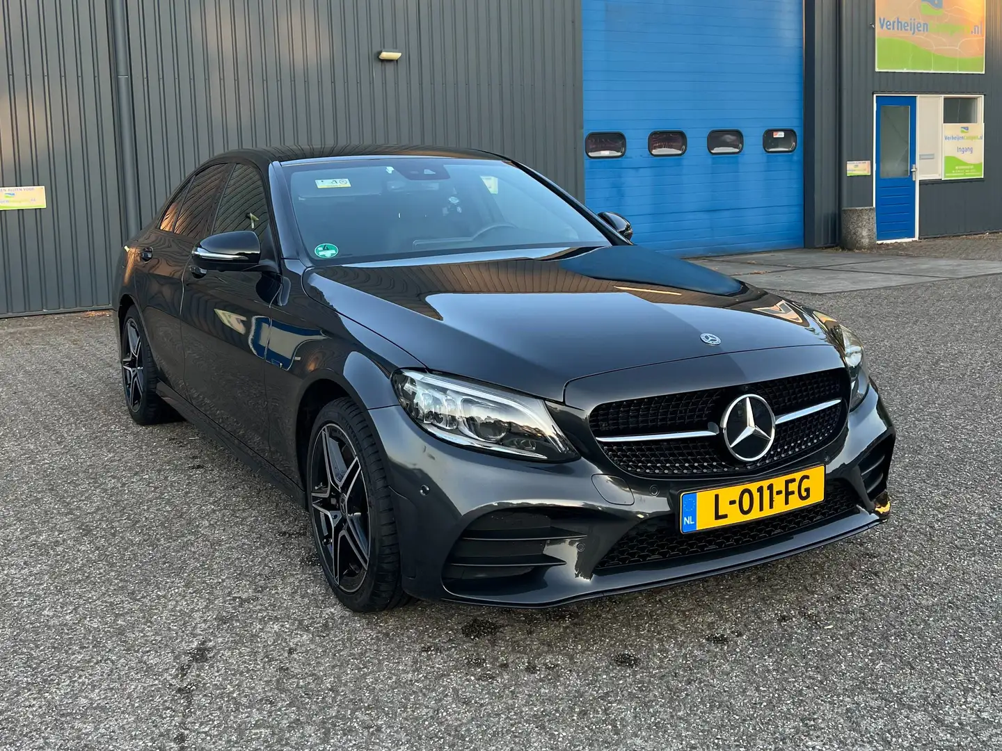 Mercedes-Benz C 300 C 300 Bns Sol. AMG Grijs - 2