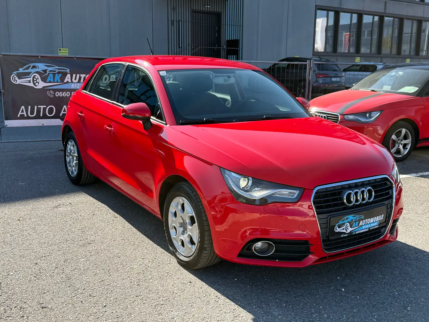 Audi A1 attraction Rot - 2