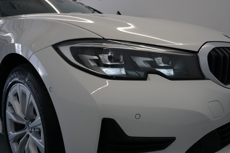 BMW 320 d xDrive — photo 15