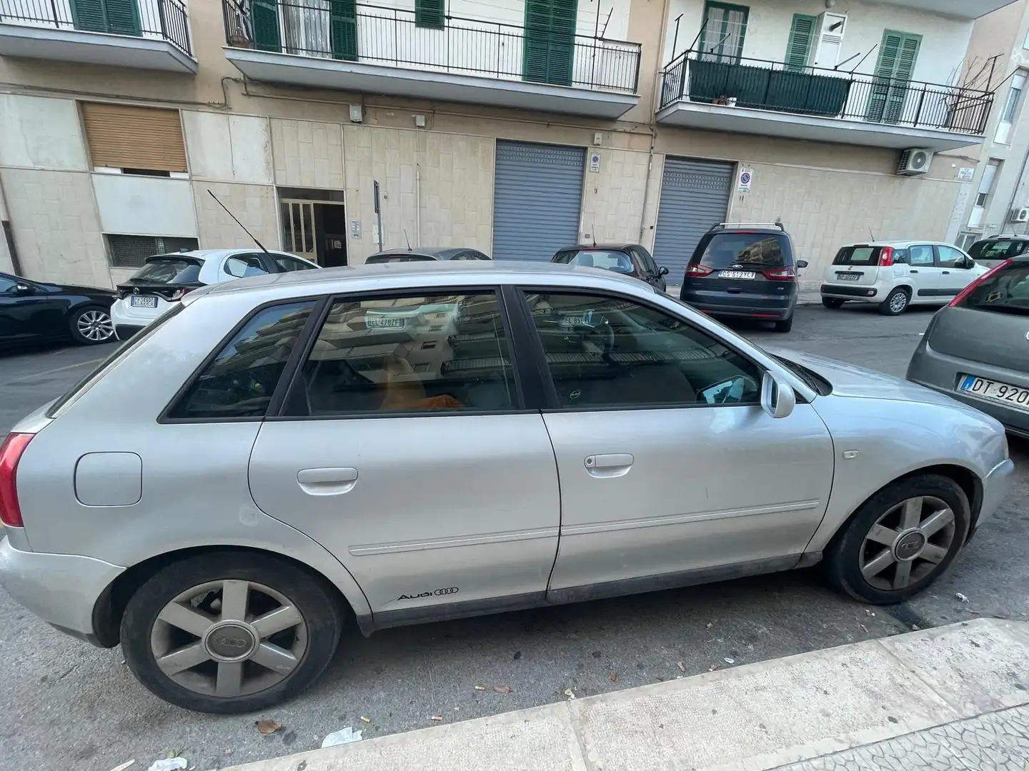 Audi A3 8L 1.9 TDI 110cv Srebrny - 2