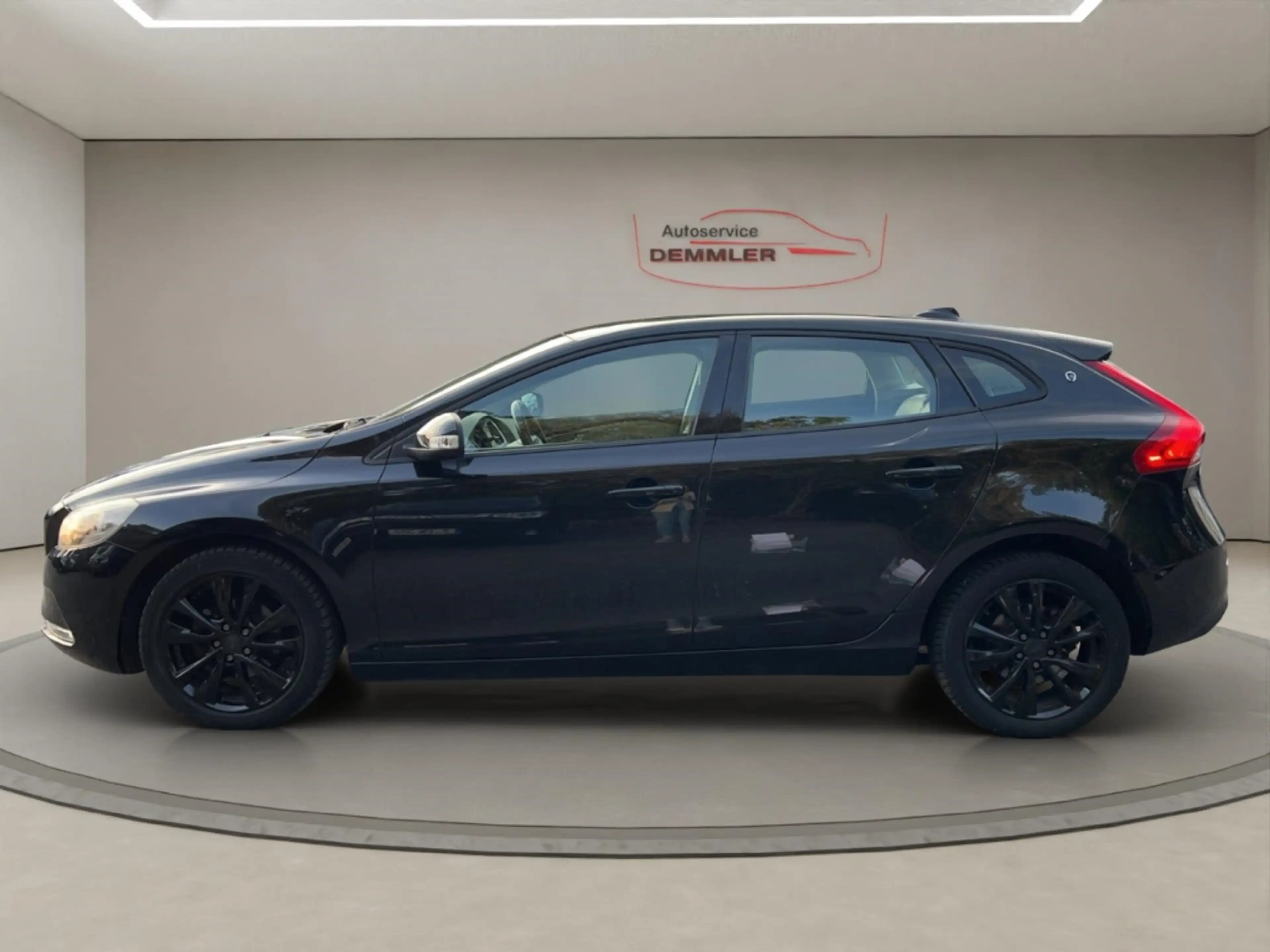 Volvo V40 Navi,Tempomat, Klimaautomatik,Parksensoren — photo 8