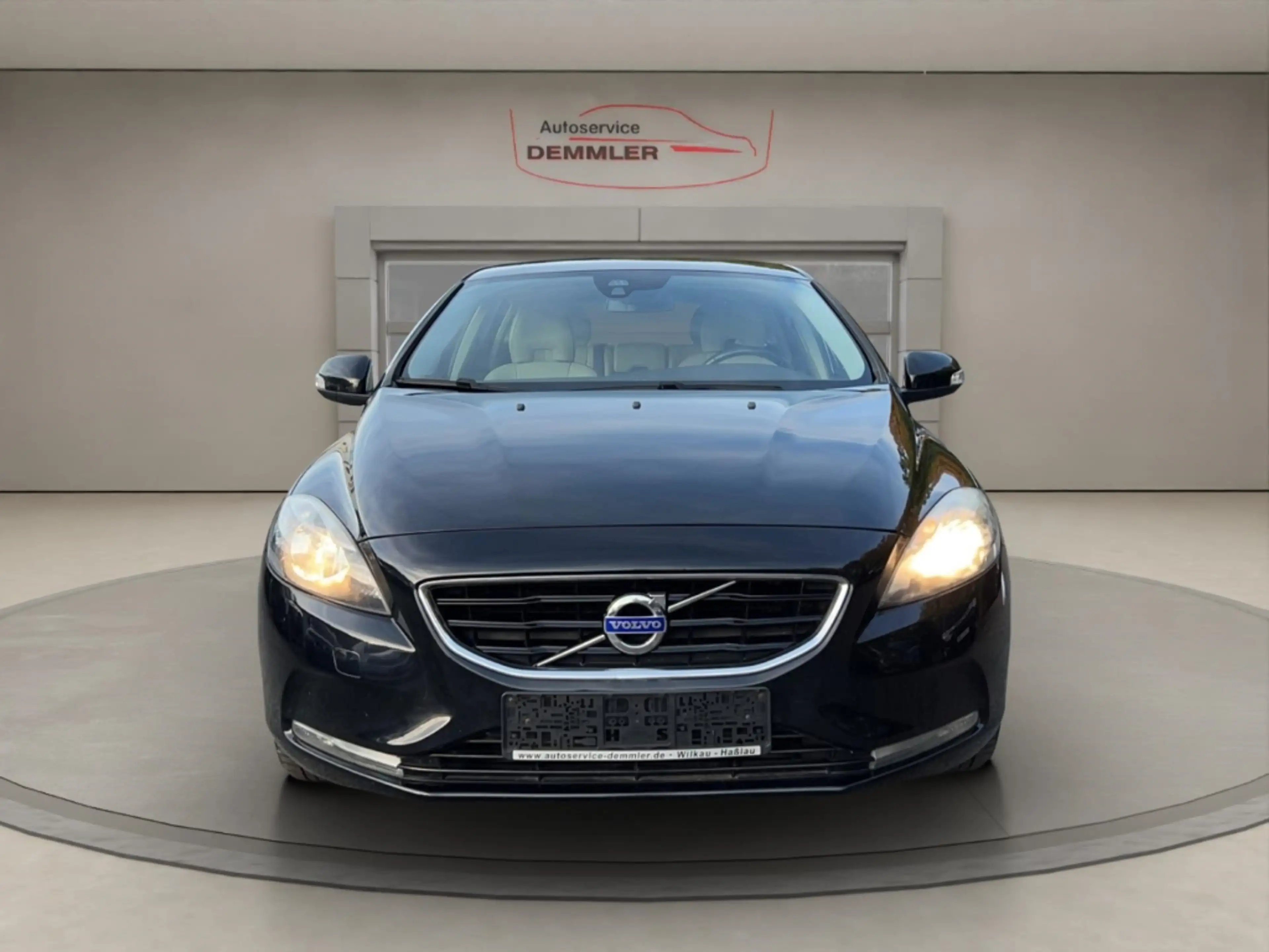 Volvo V40 Navi,Tempomat, Klimaautomatik,Parksensoren — photo 2