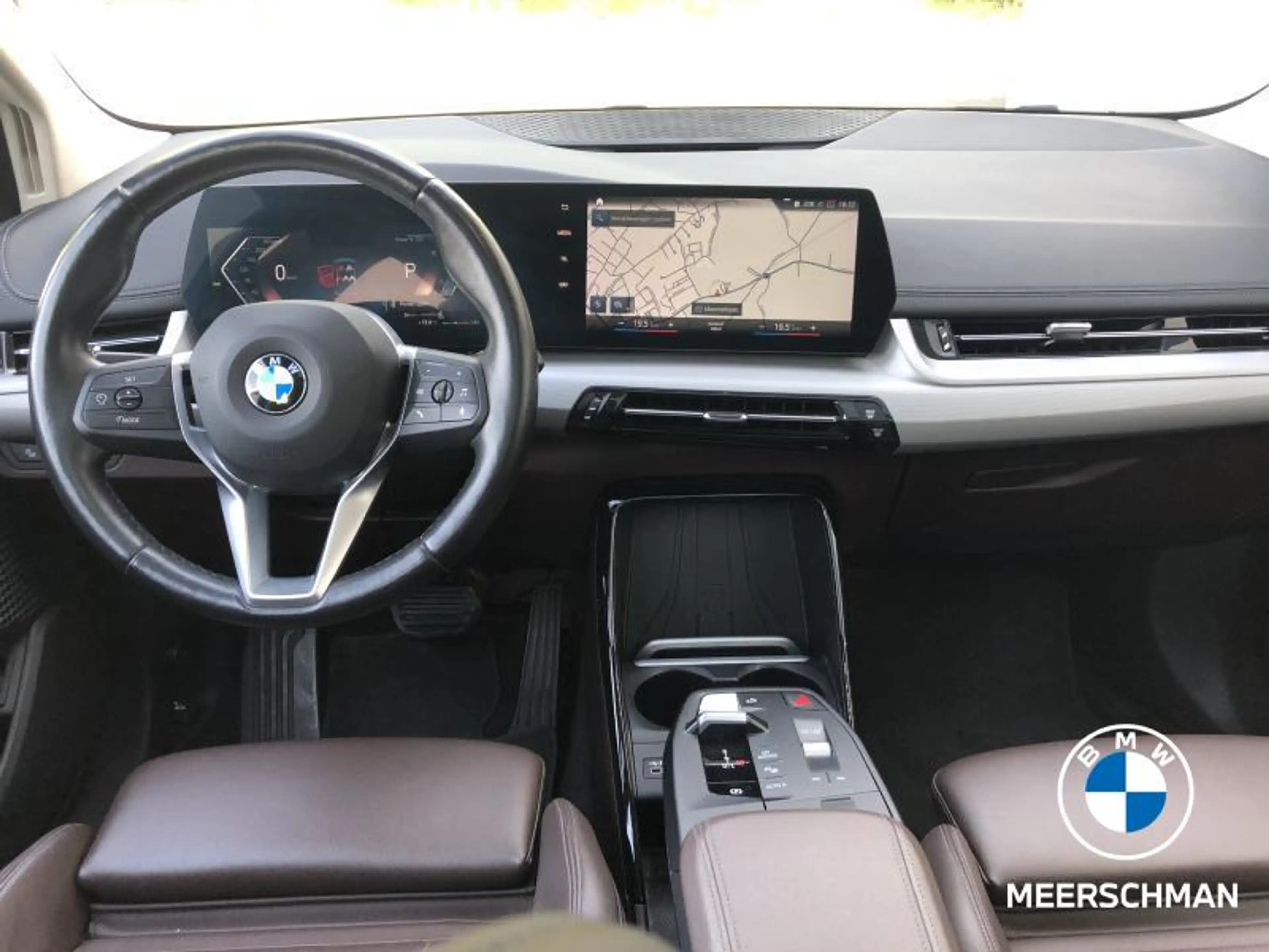 BMW 218 Active Tourer — photo 7