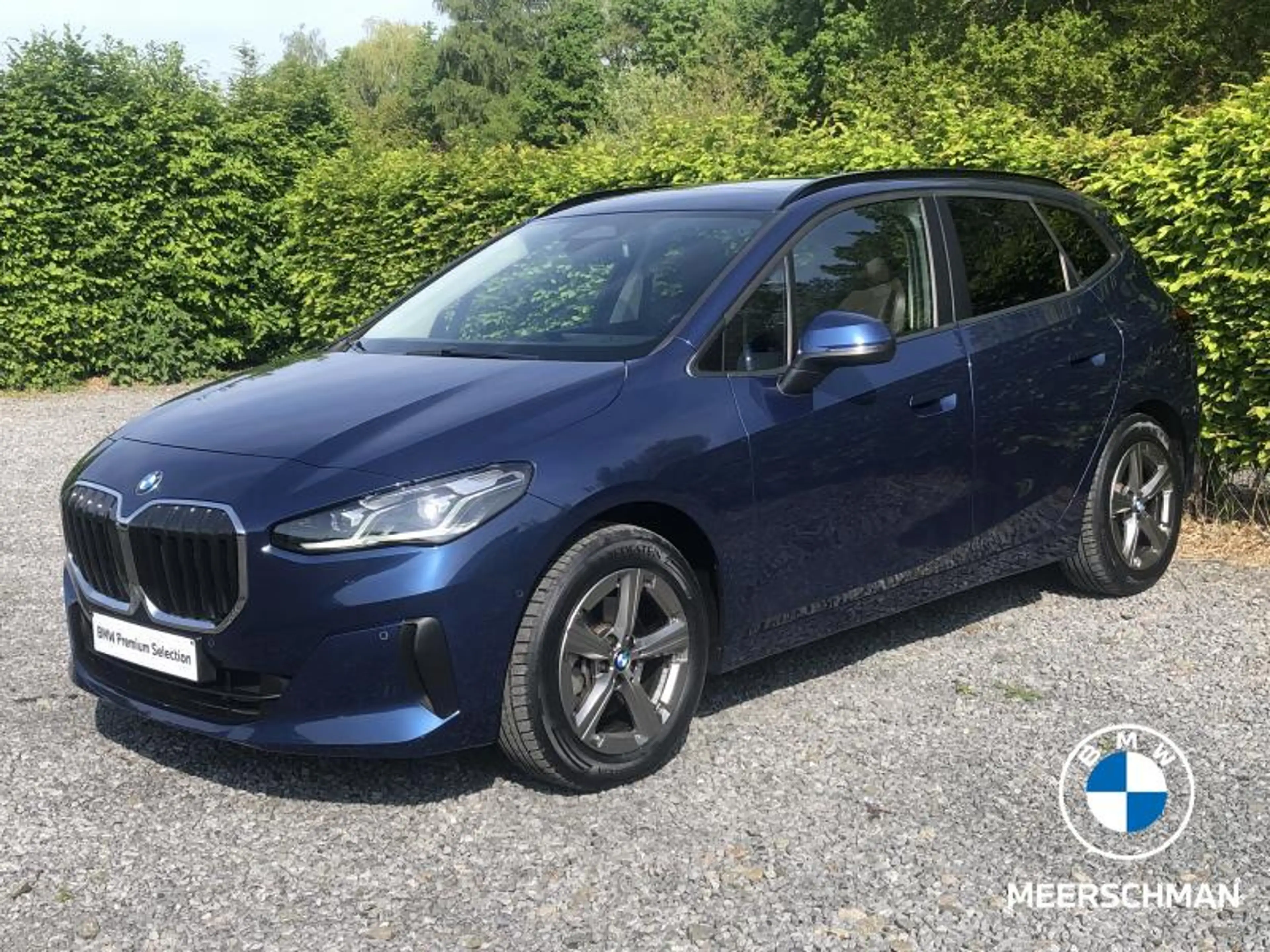 BMW 218 Active Tourer — photo 10